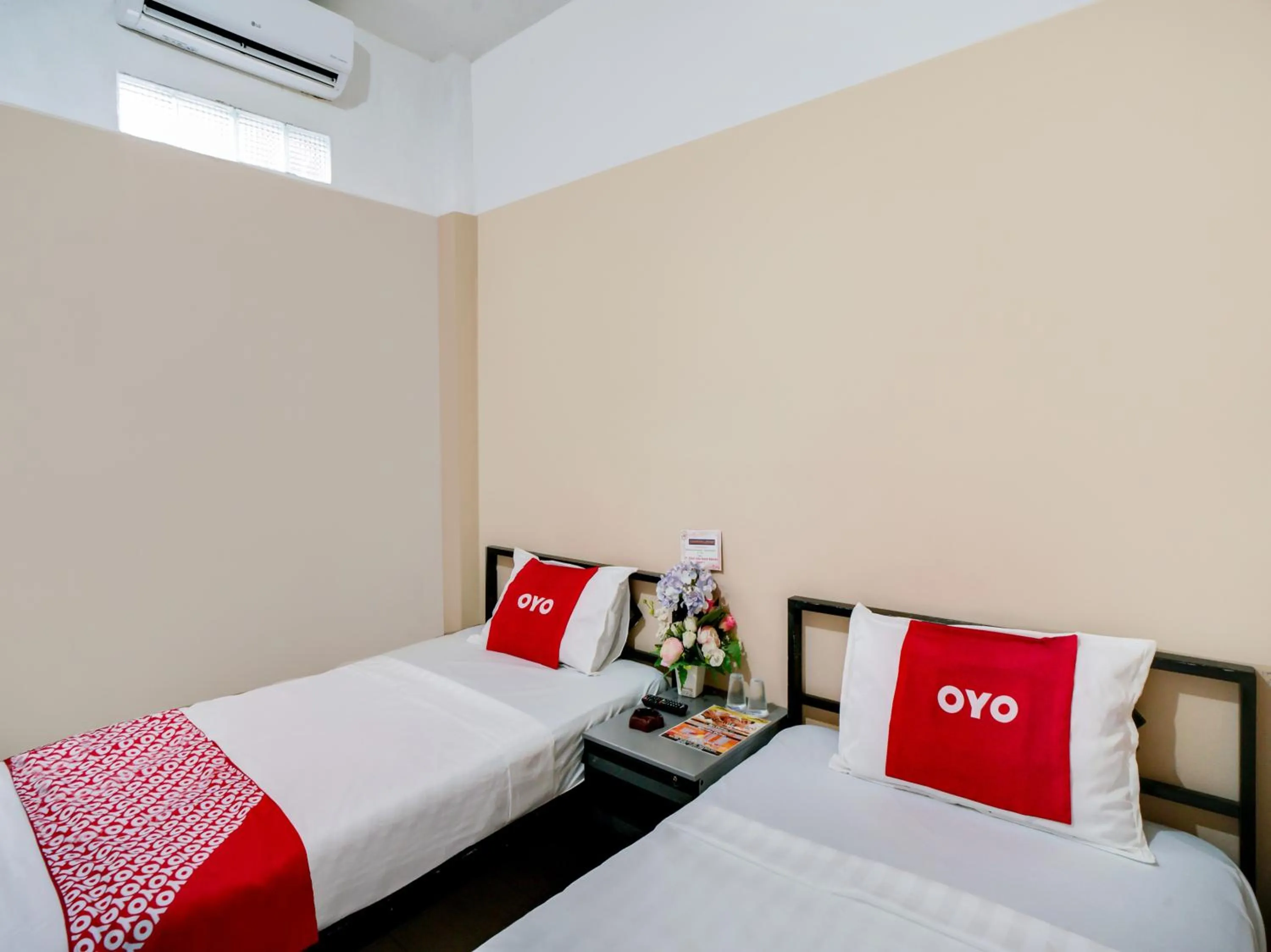 Bedroom, Bed in OYO 90024 Botania Homestay and Cafe