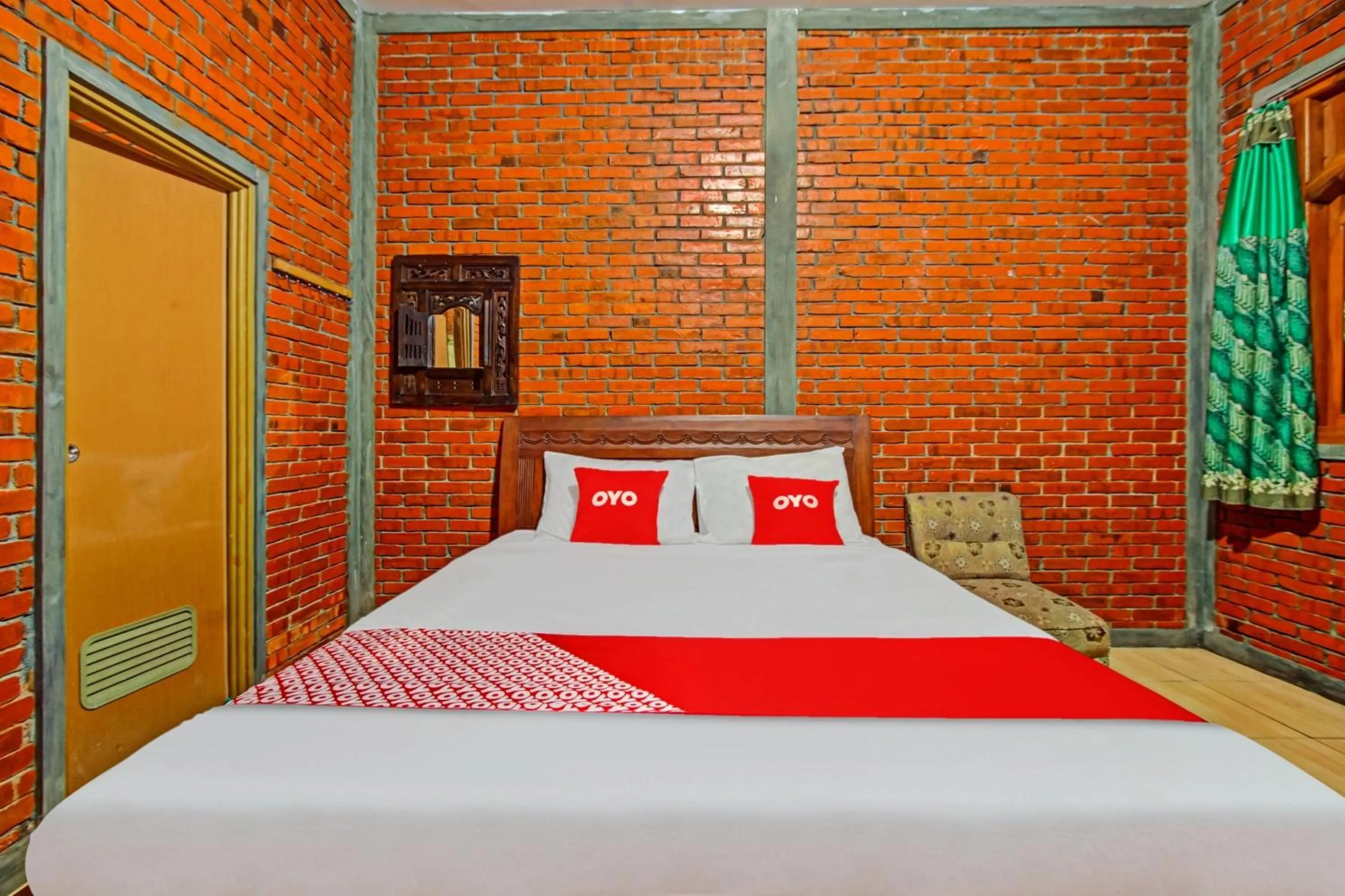 Bedroom, Bed in Hotel O Villa Papada