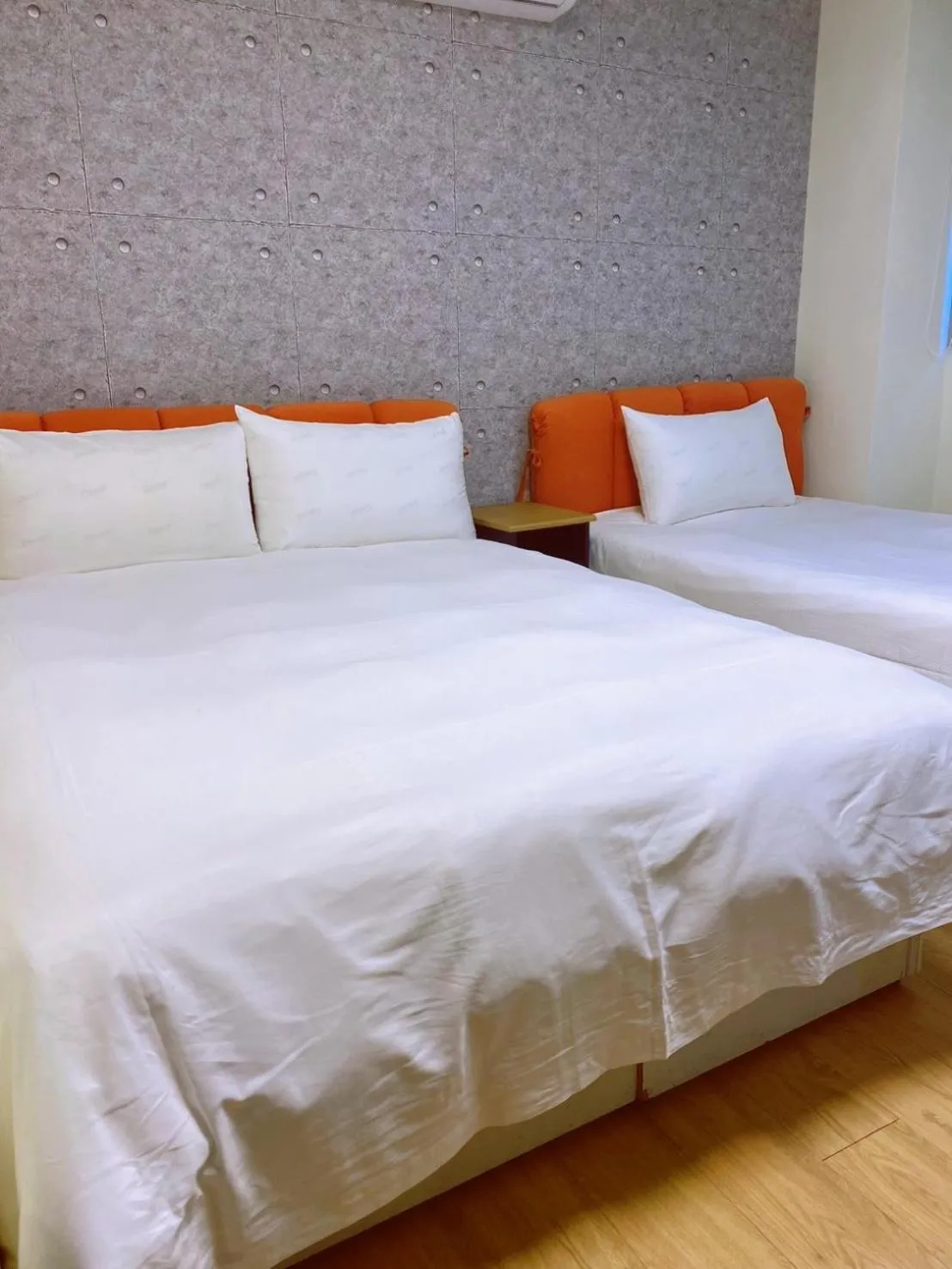 Double or Twin Room in SharonInn閒雲小居會館