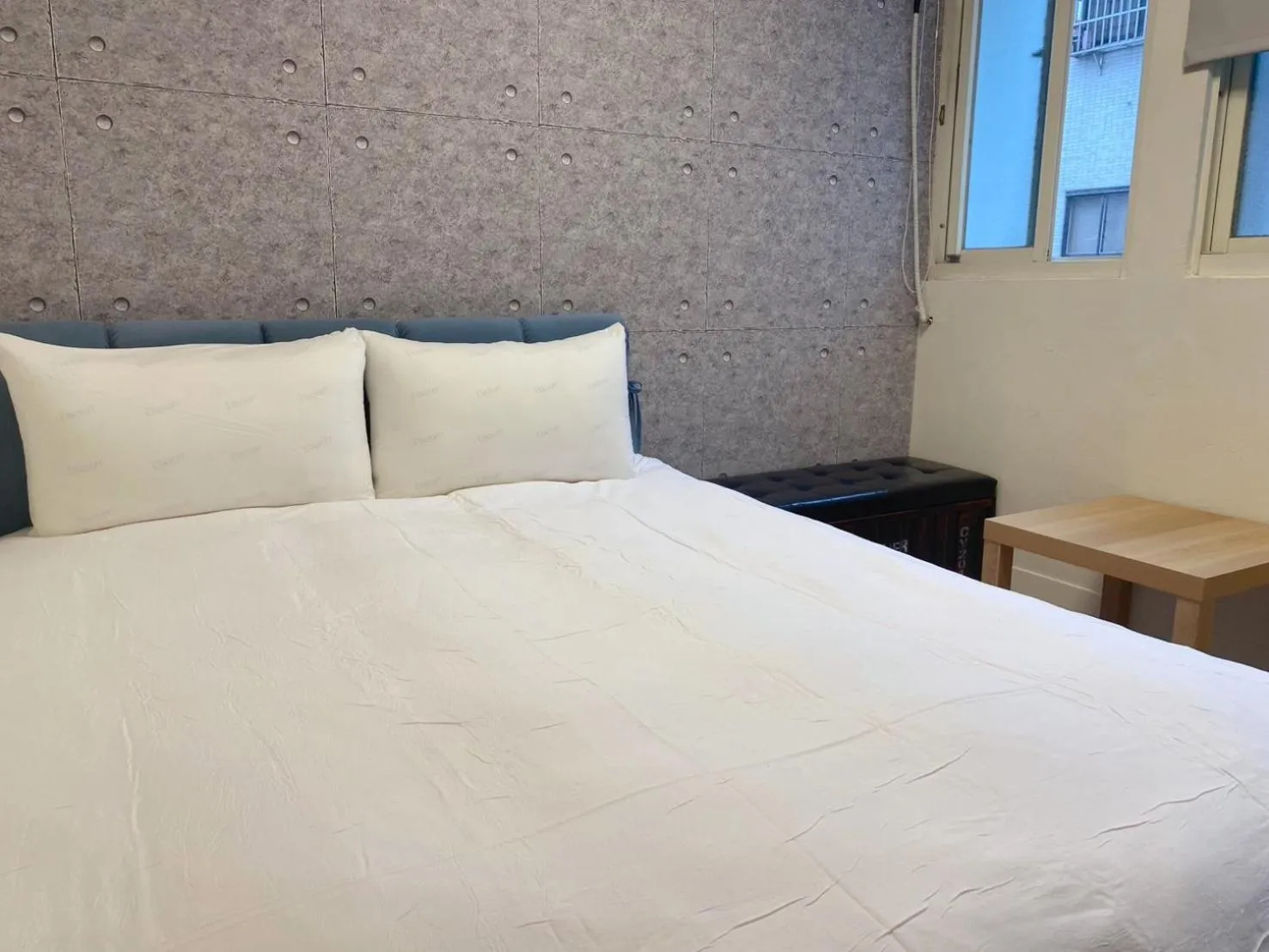 Bed in SharonInn閒雲小居會館