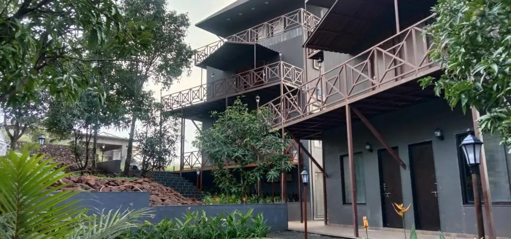 Property building in Jayshin Lake Vaitarna Resort - Igatpuri
