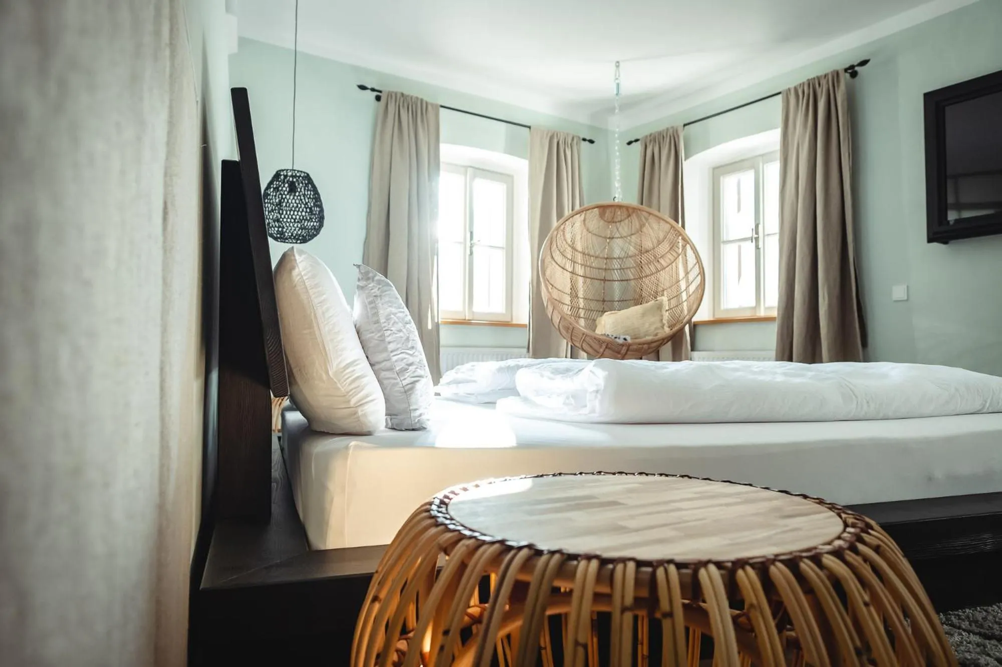 Bed in Der Steinerwirt - hangout & hotel