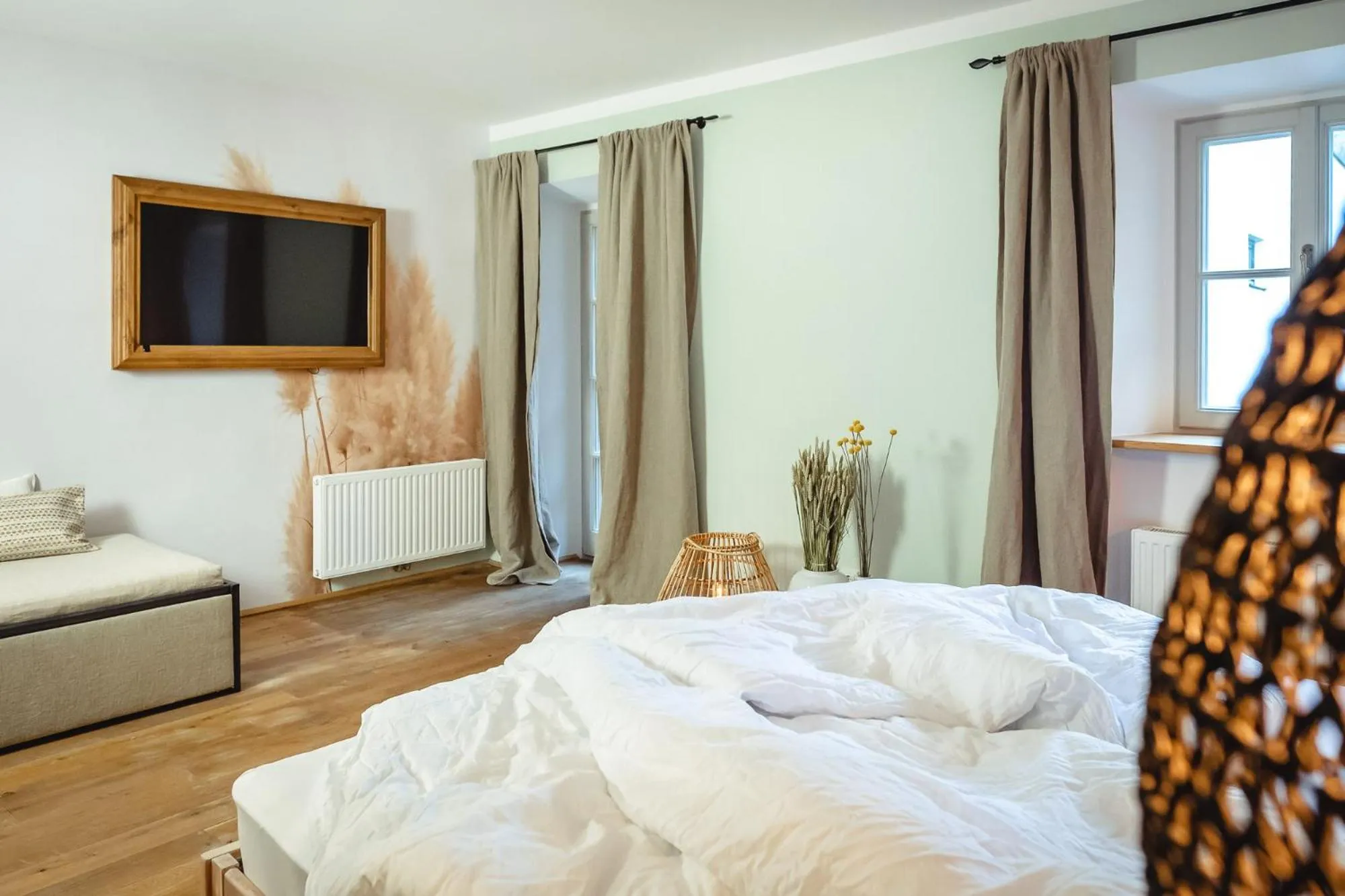 Bed in Der Steinerwirt - hangout & hotel