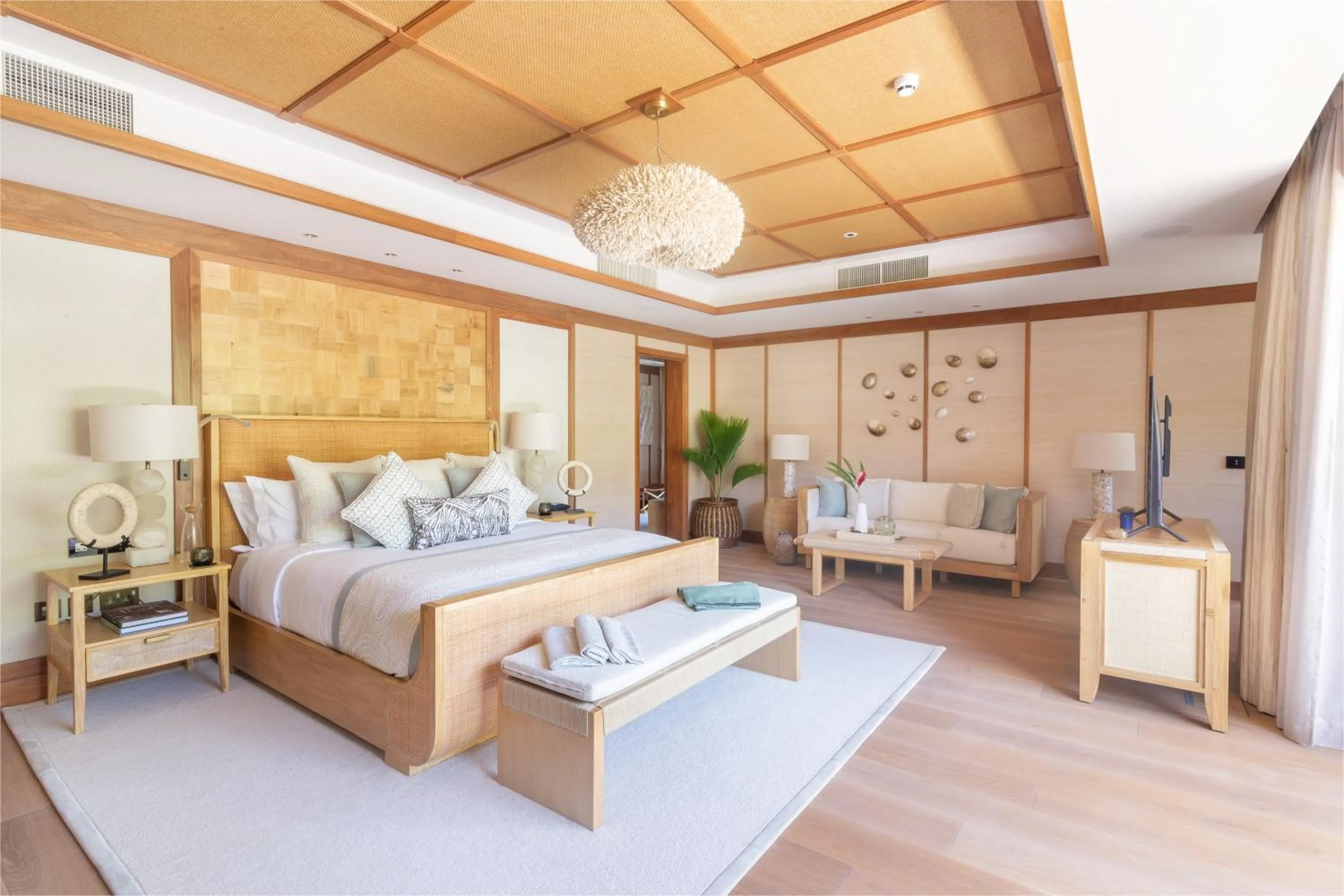 Bed in L'Escale Resort Marina & Spa - Small Luxury Hotels of the World