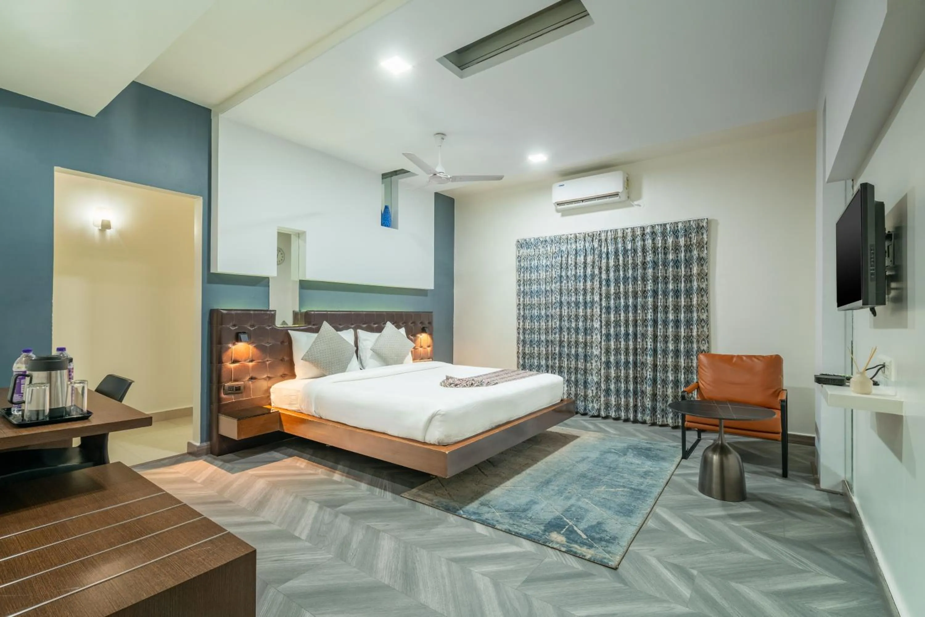 Bed in Hotel Serenity La Vista