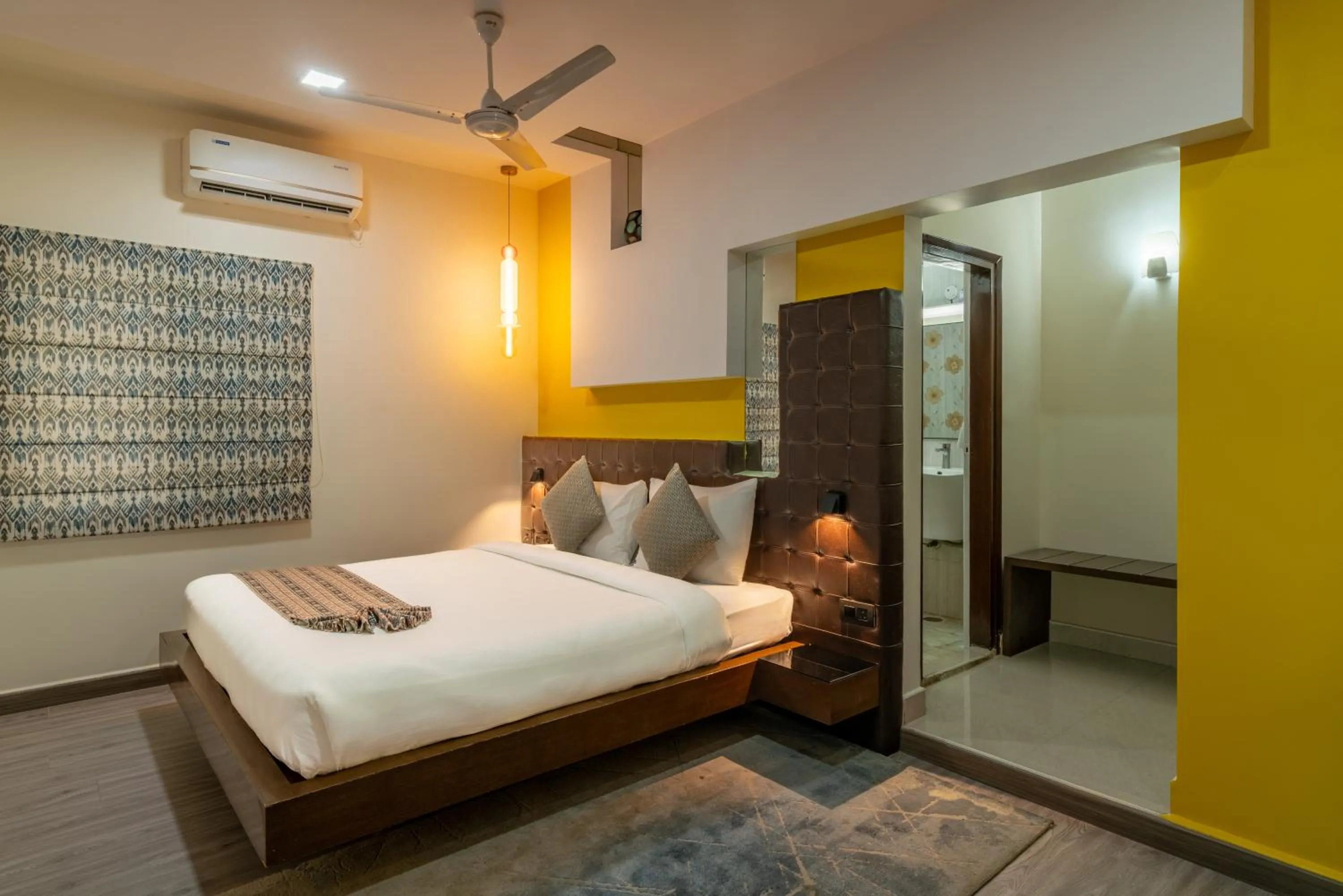 Bed in Hotel Serenity La Vista