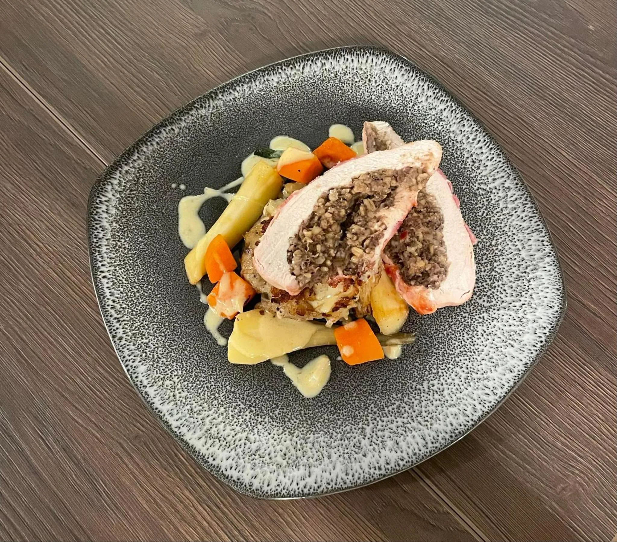 Restaurant/places to eat in Manor House Hotel