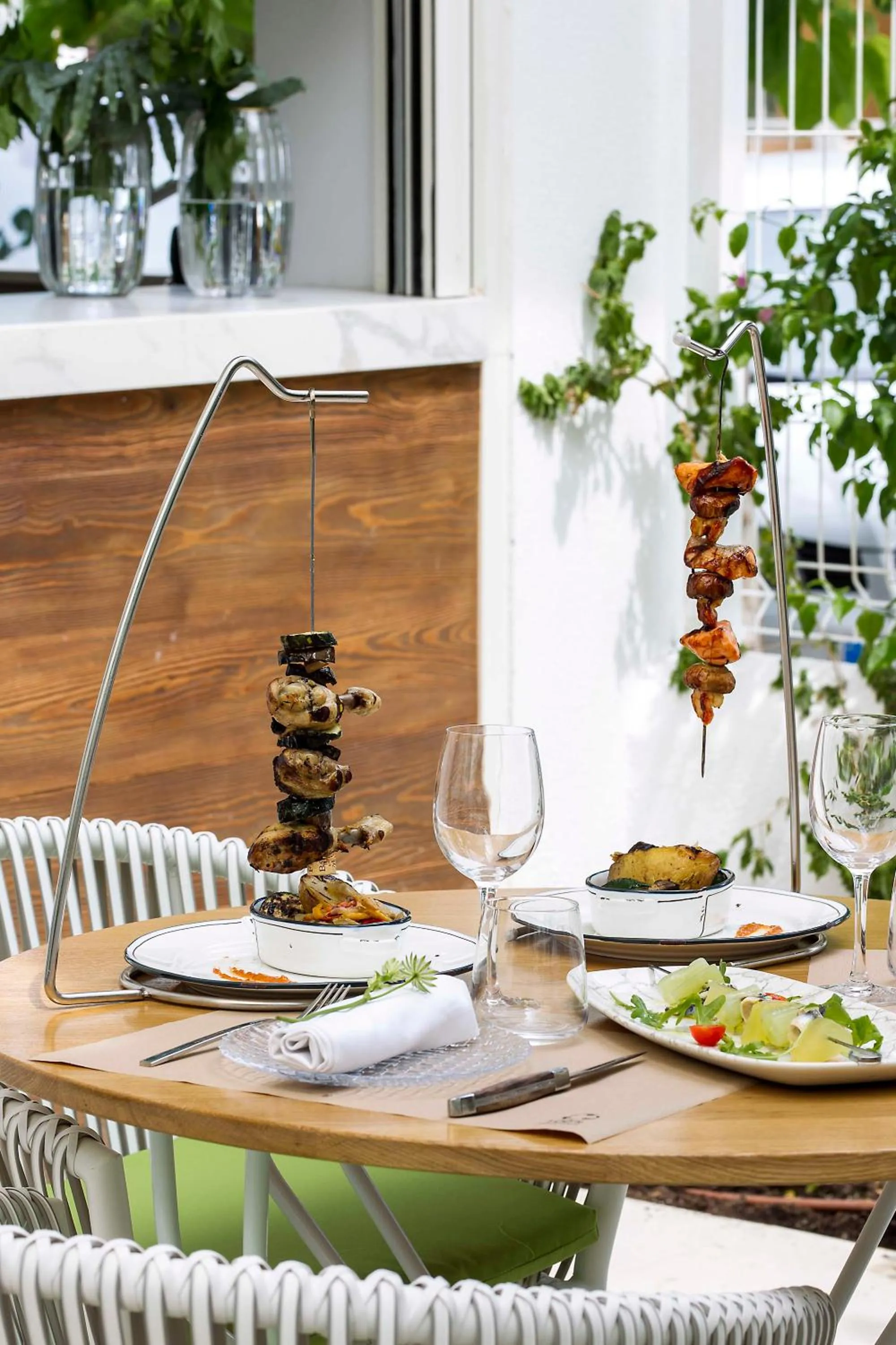 Food and drinks in May Altafulla Beach Boutique Hotel