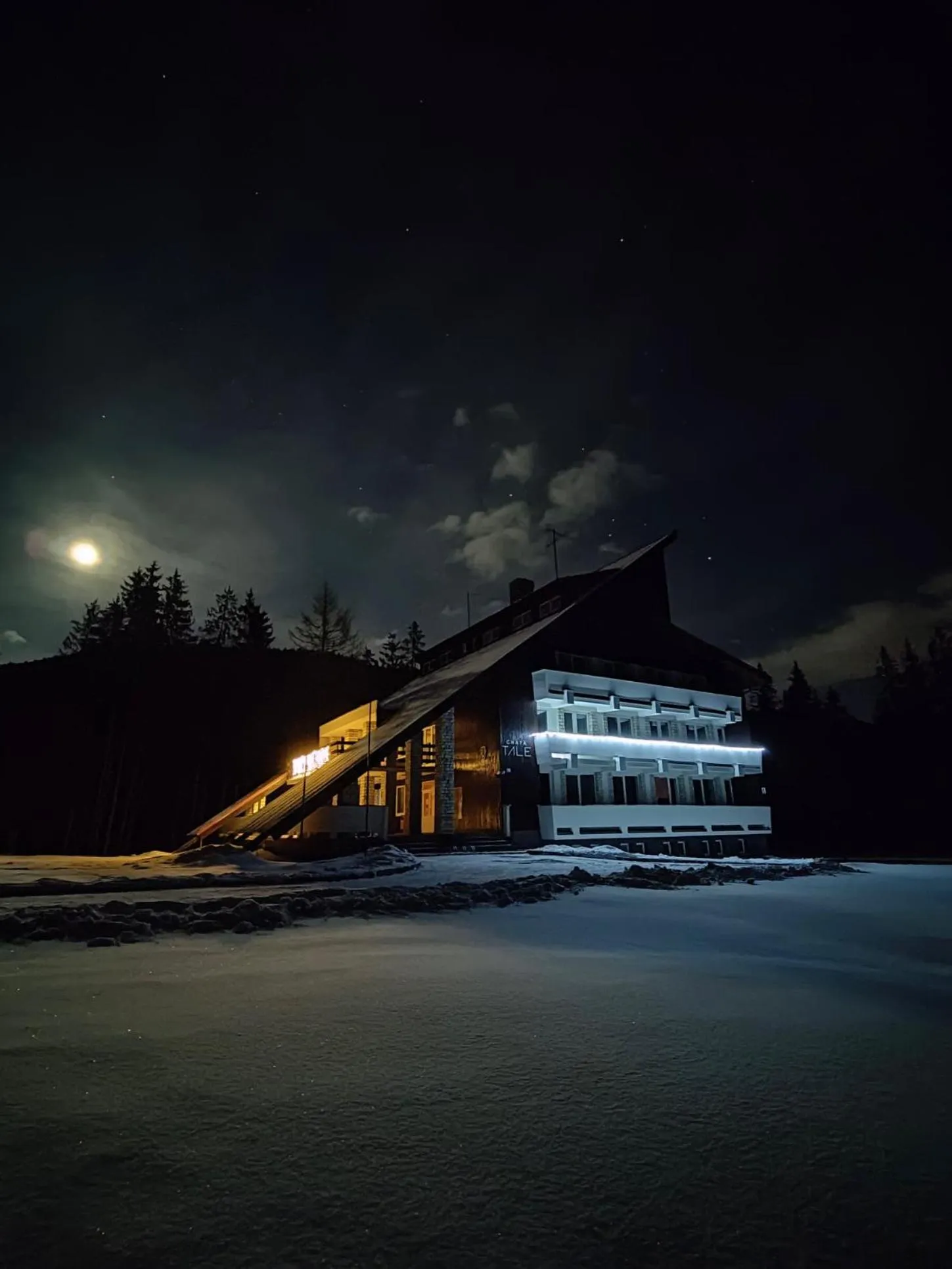 Property building in Chata Tale - Dom Horskej služby