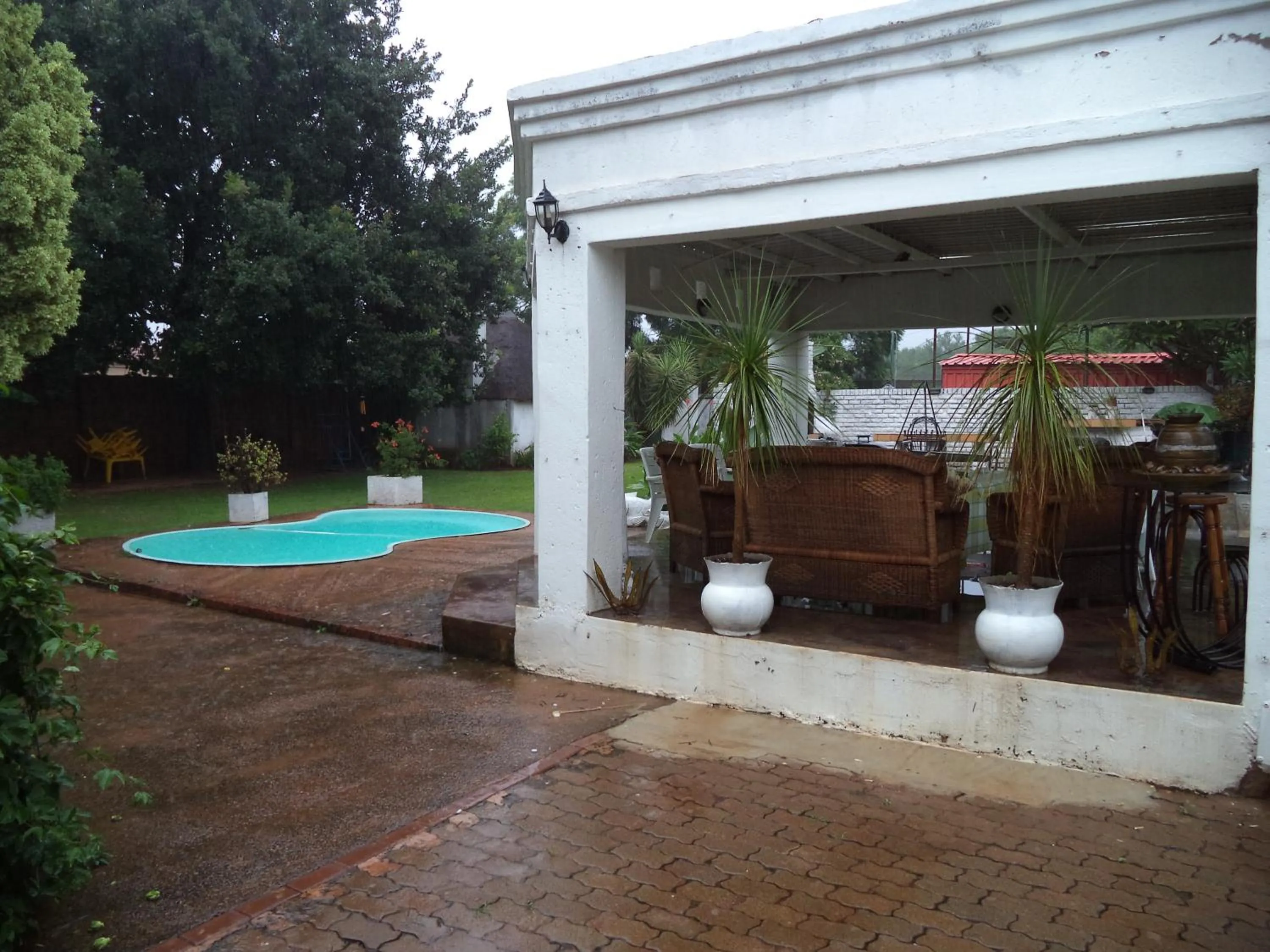 Swimming pool in Heatherdale Guesthouse & Shuttle Services