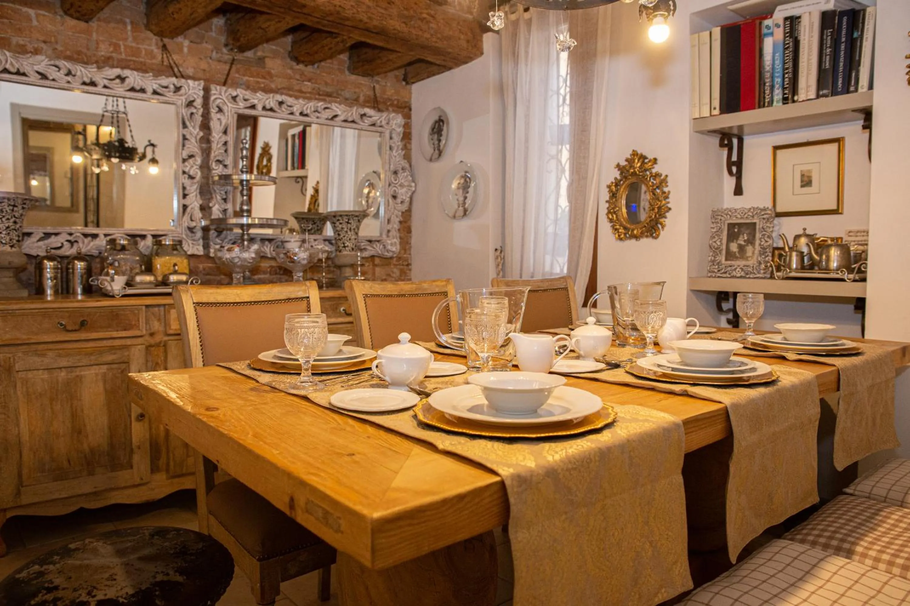 Dining area in Rigoletto Charm