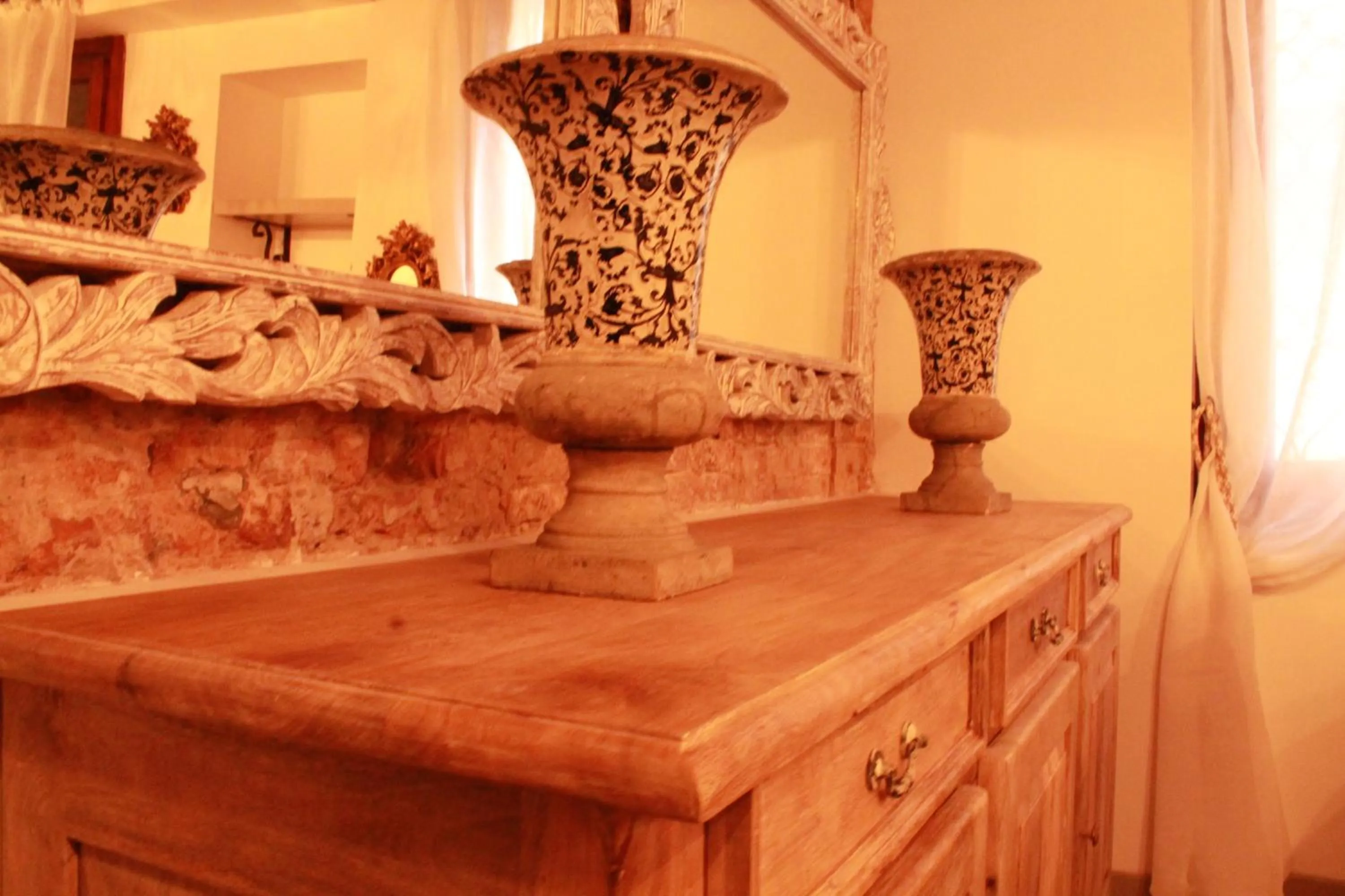 Other in Rigoletto Charm