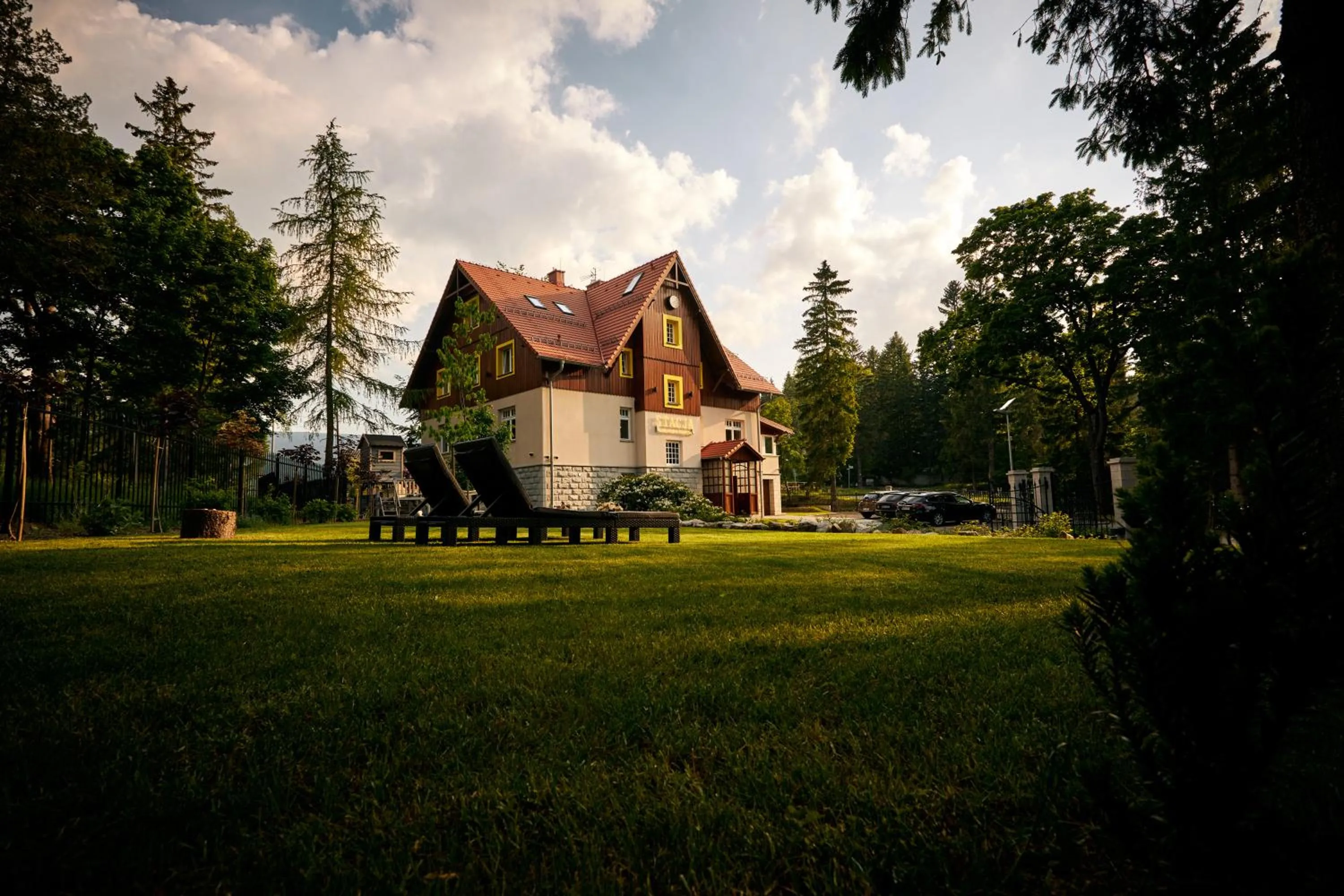 Property building in Stacja Szklarska Poręba - cisza i komfort