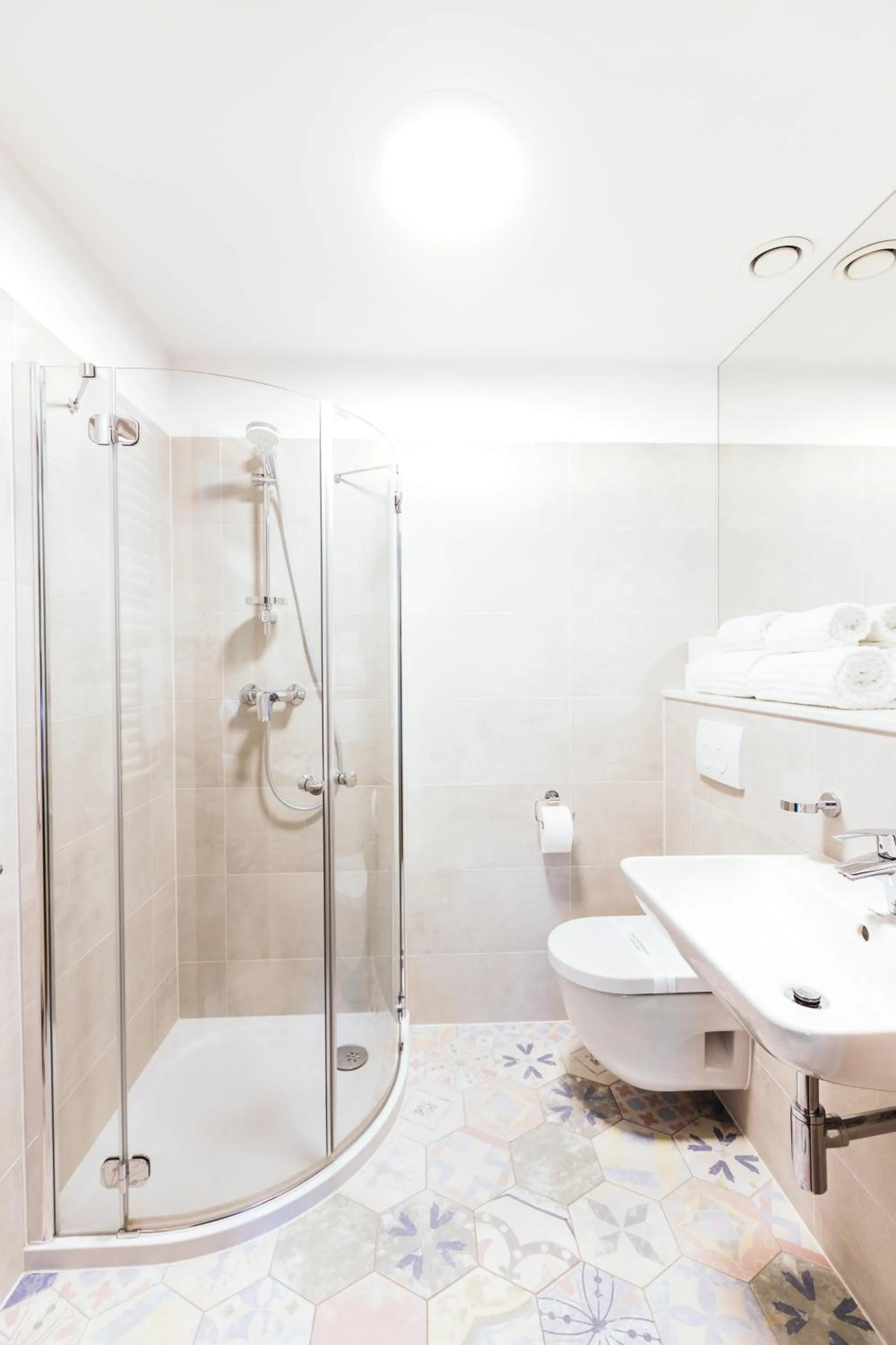 Shower in Stacja Szklarska Poręba - cisza i komfort