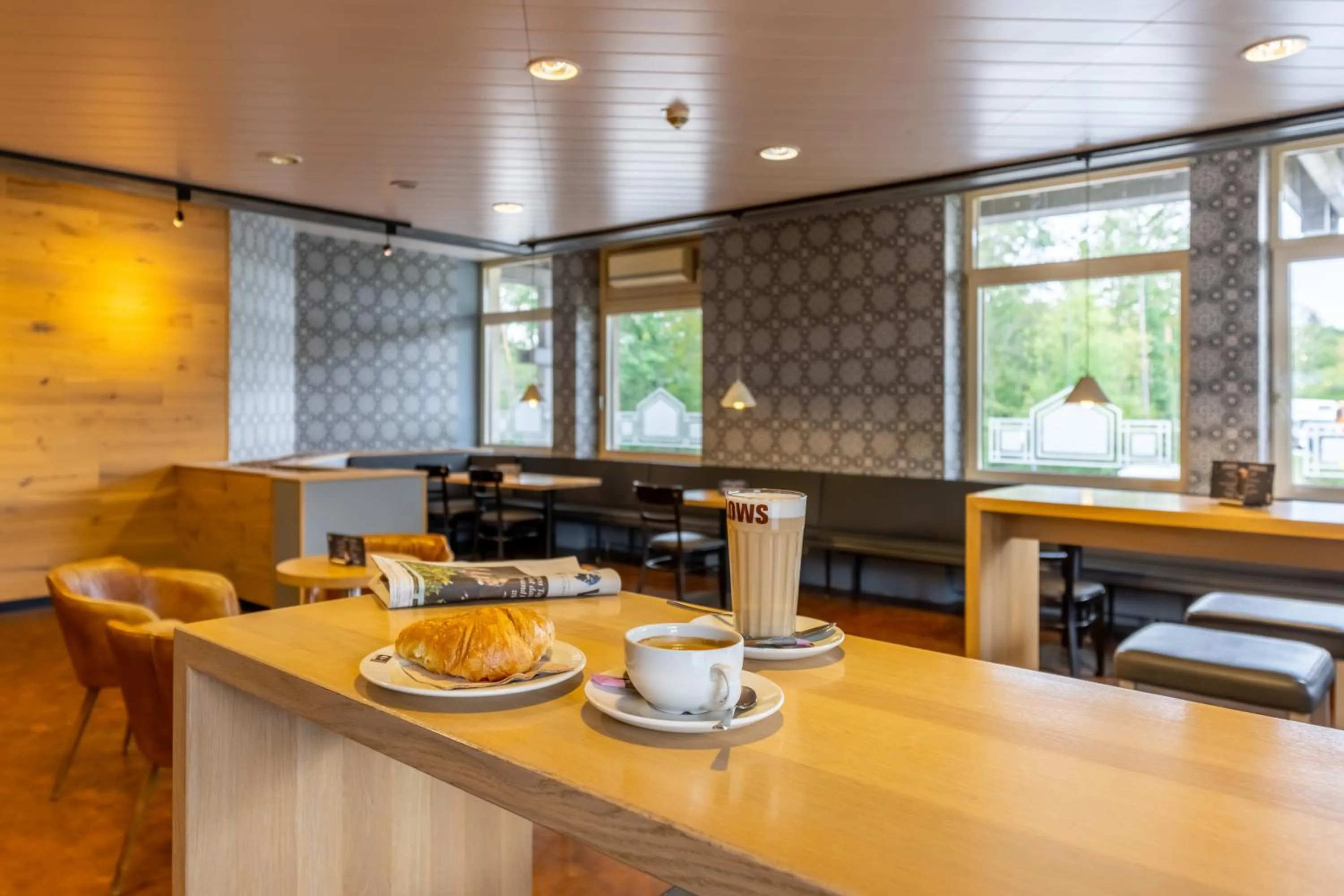 Restaurant/places to eat in Hotel Baden-Baden