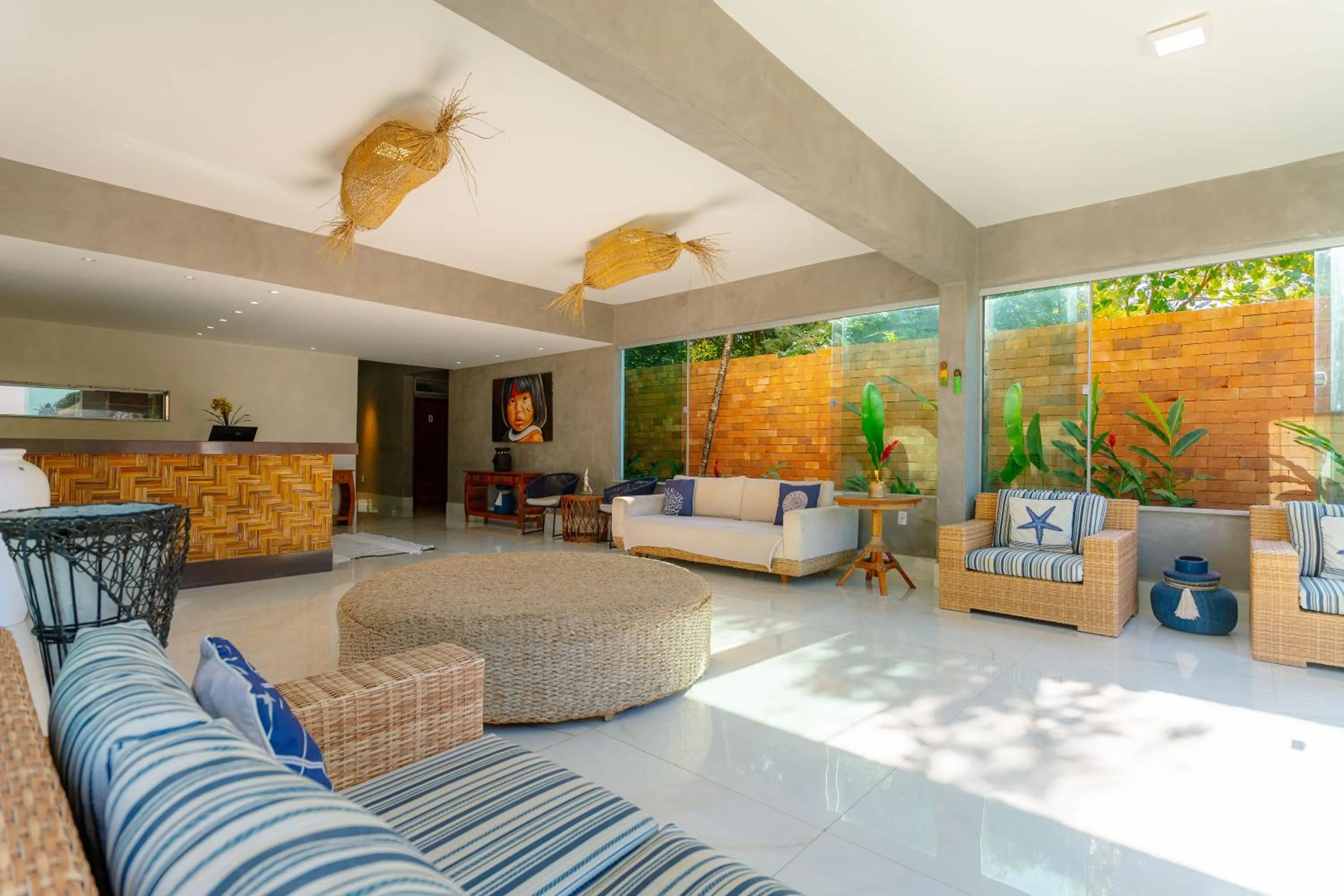 Lobby or reception in Miola Hotel