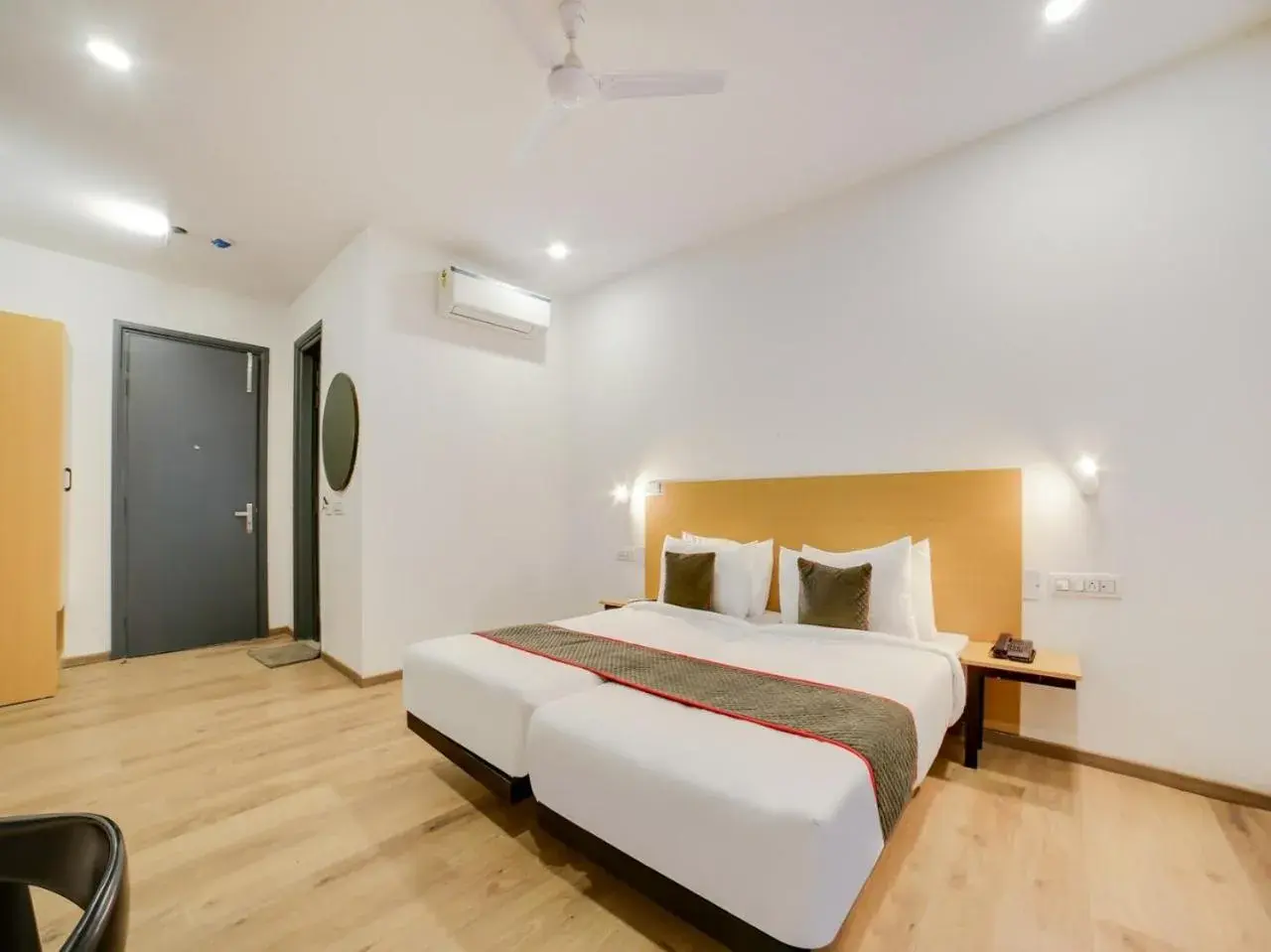 Double or Twin Room in Flora Residency Double or Twin Room in Flora Residency