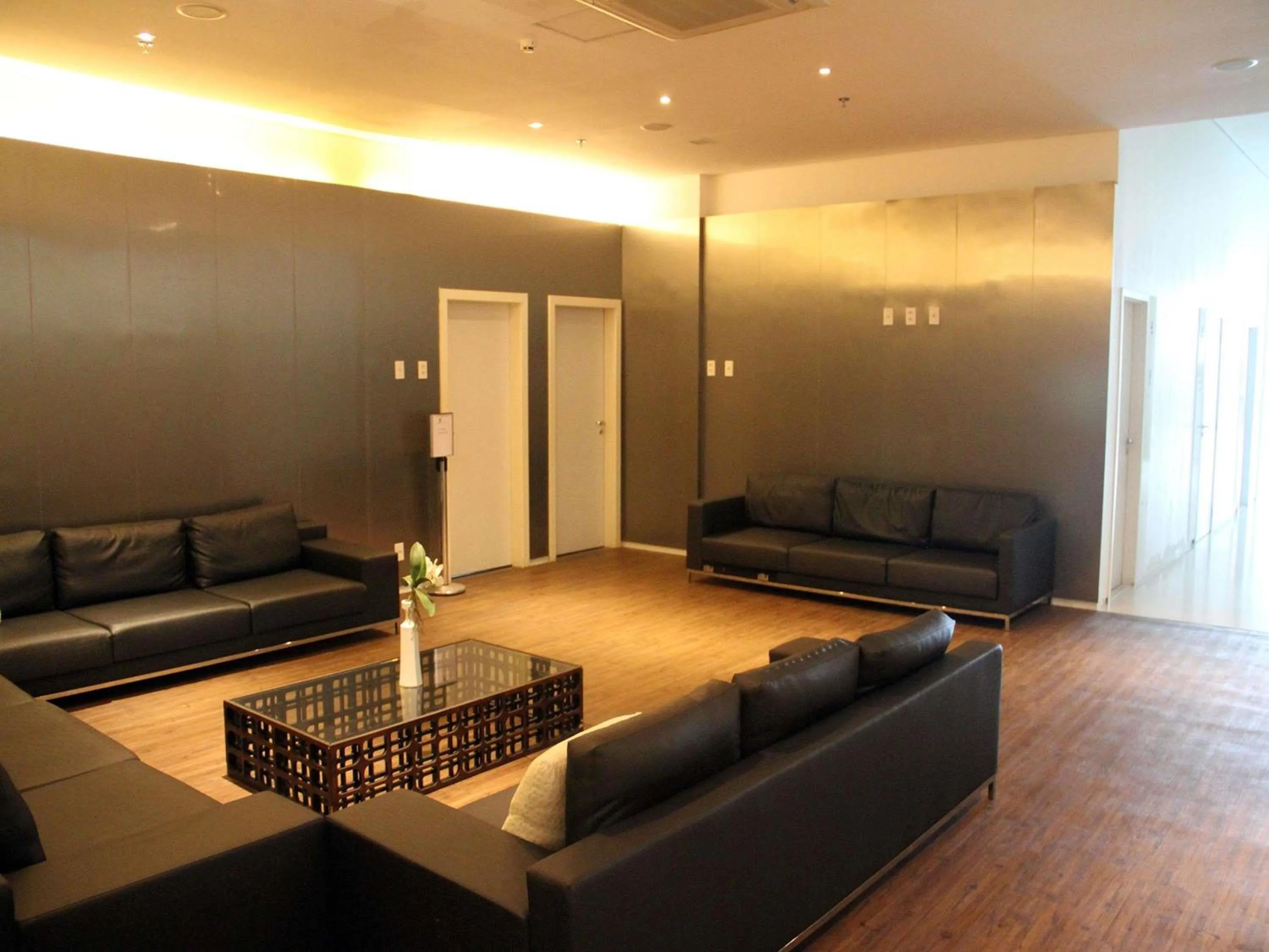 Meeting/conference room in ibis Styles Brasilia Aeroporto