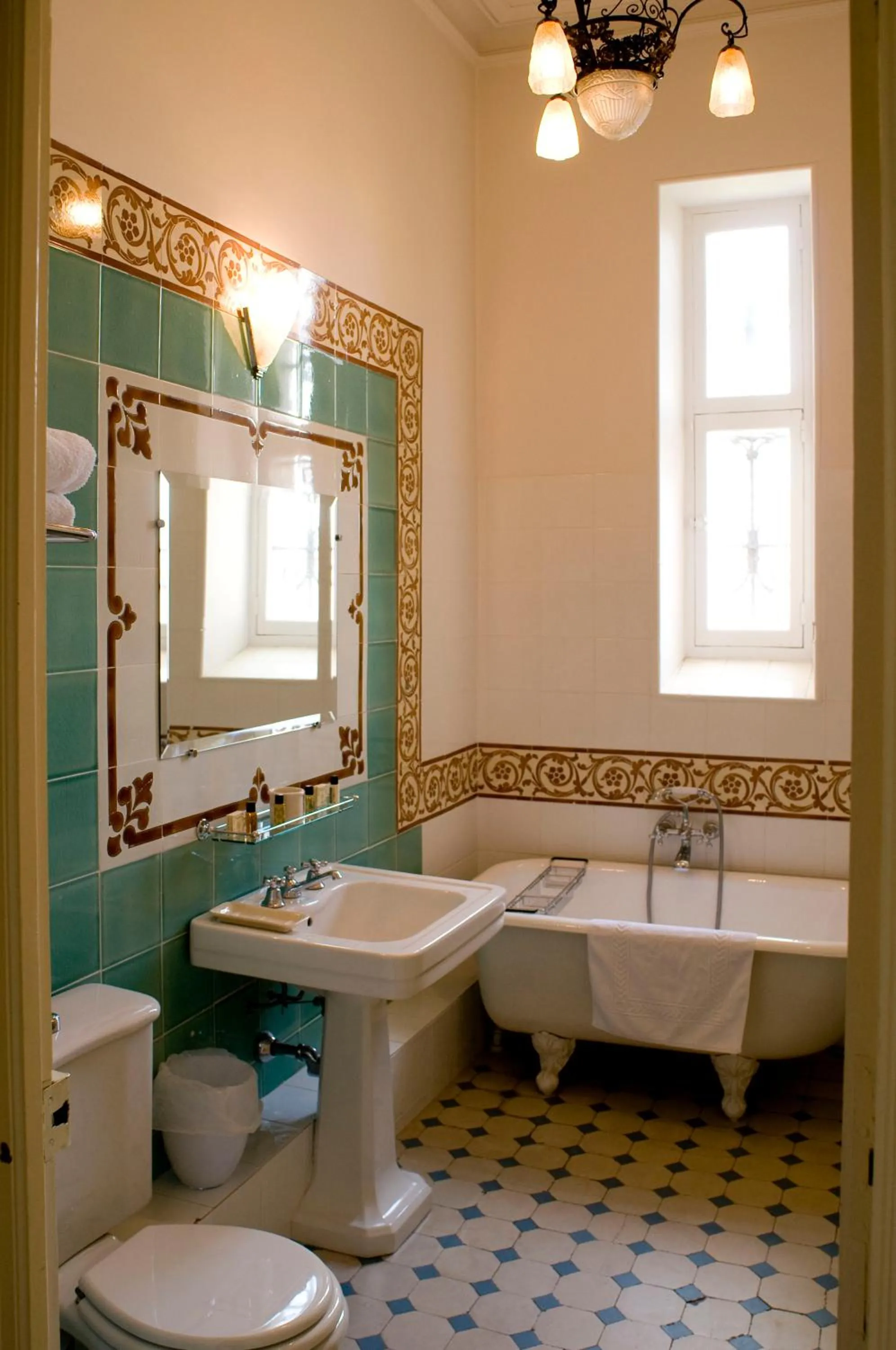 Bathroom in La Maison de Sophie