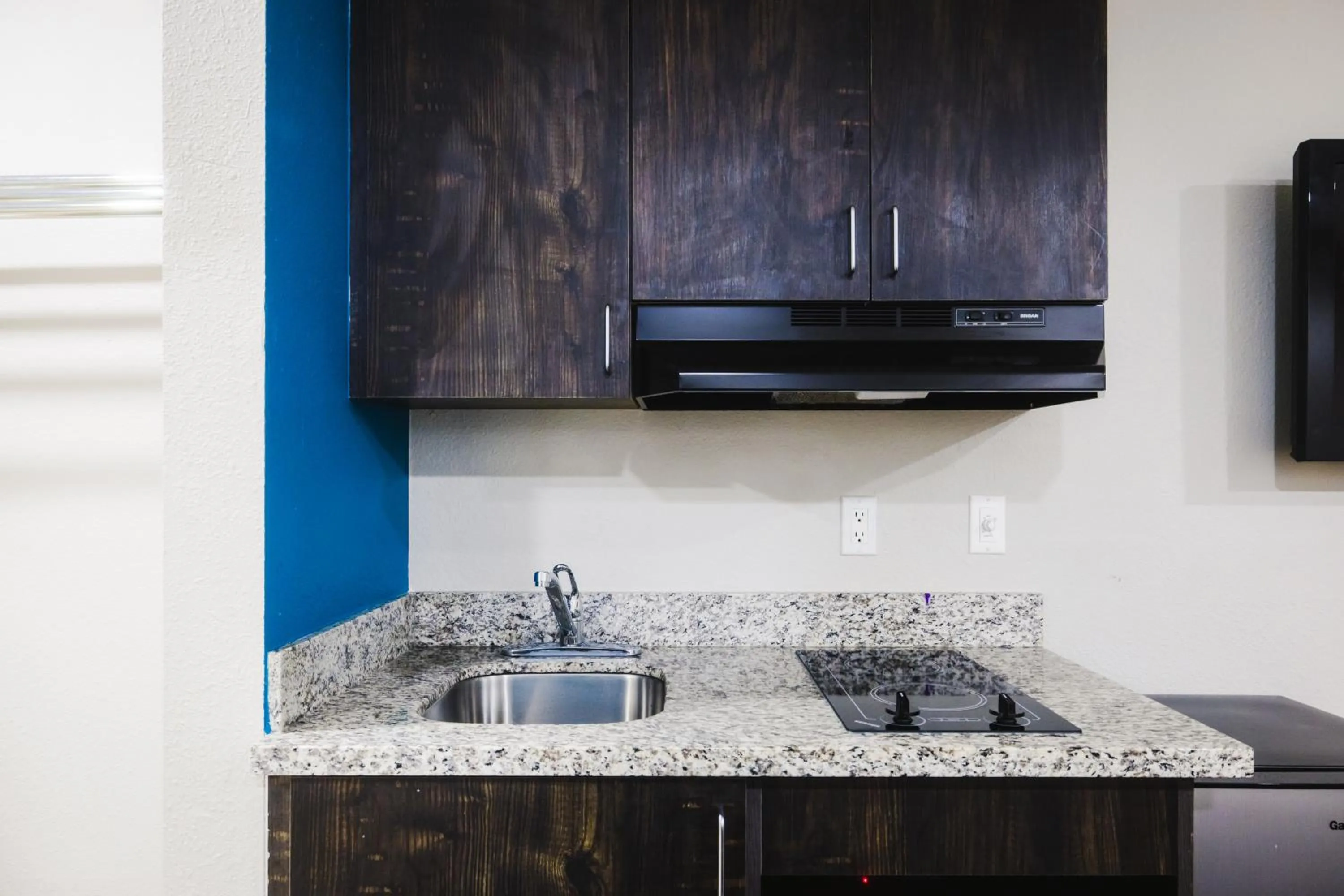 Kitchen or kitchenette in Scottish Inn & Suites