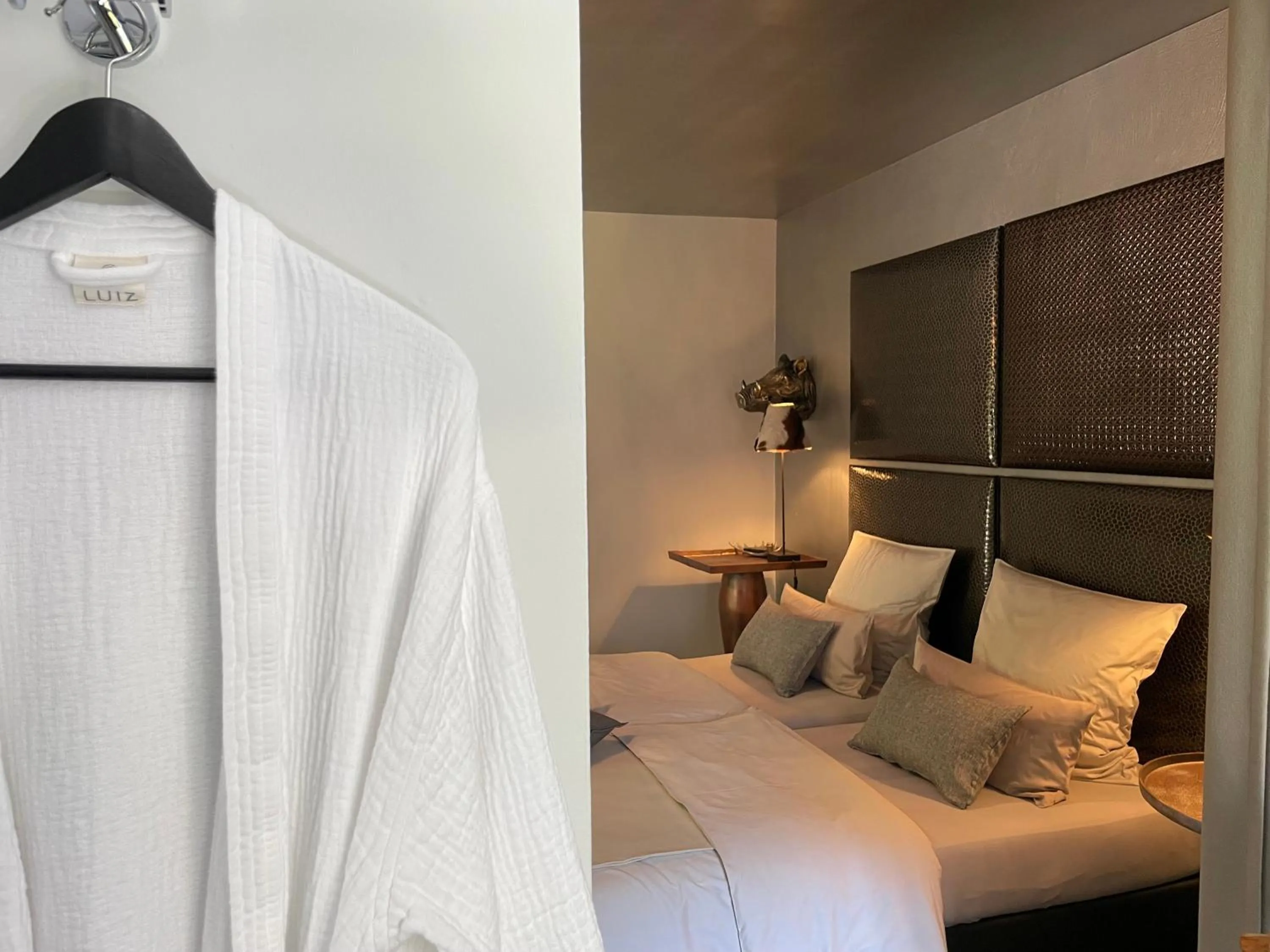 Decorative detail, Bed in Jugendstil-Hof