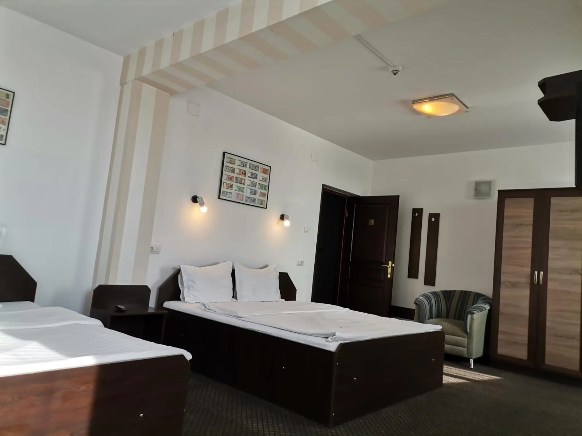 Photo of the whole room, Bed in Motel Davios