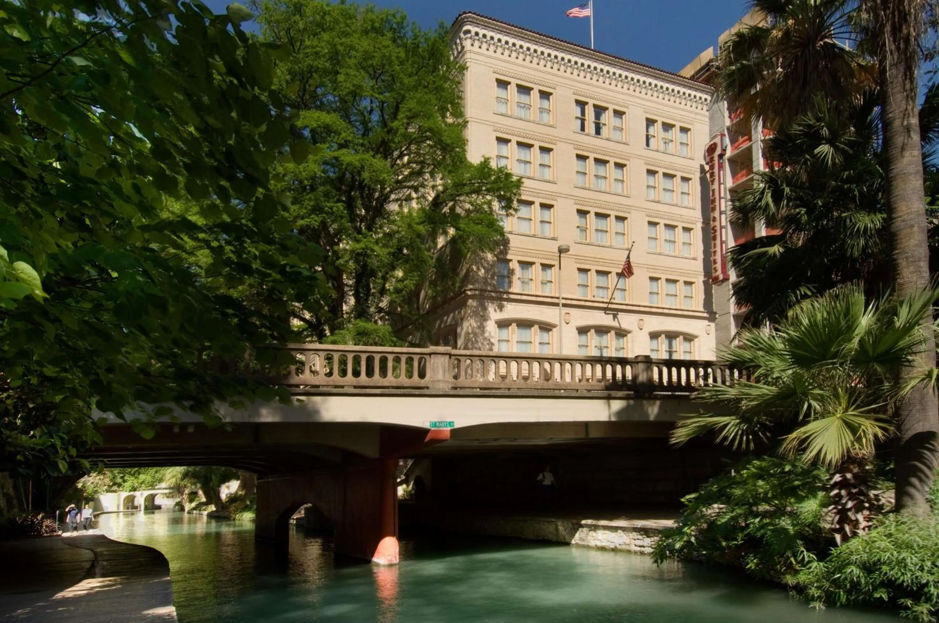 Property building in Drury Inn & Suites San Antonio Riverwalk