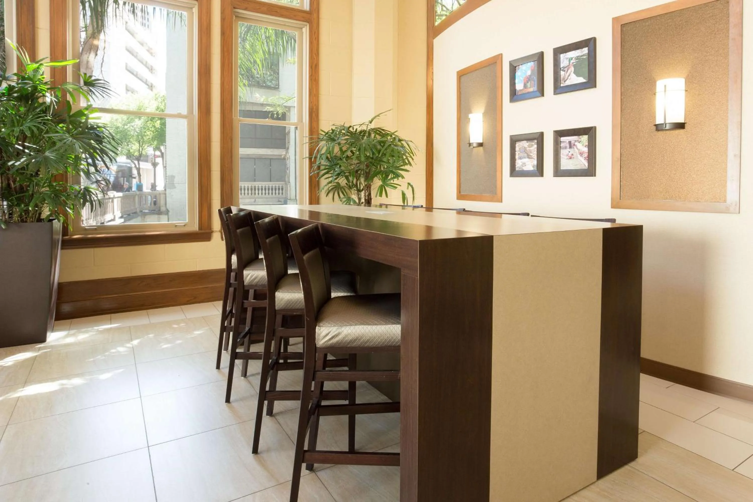 Lobby or reception in Drury Inn & Suites San Antonio Riverwalk