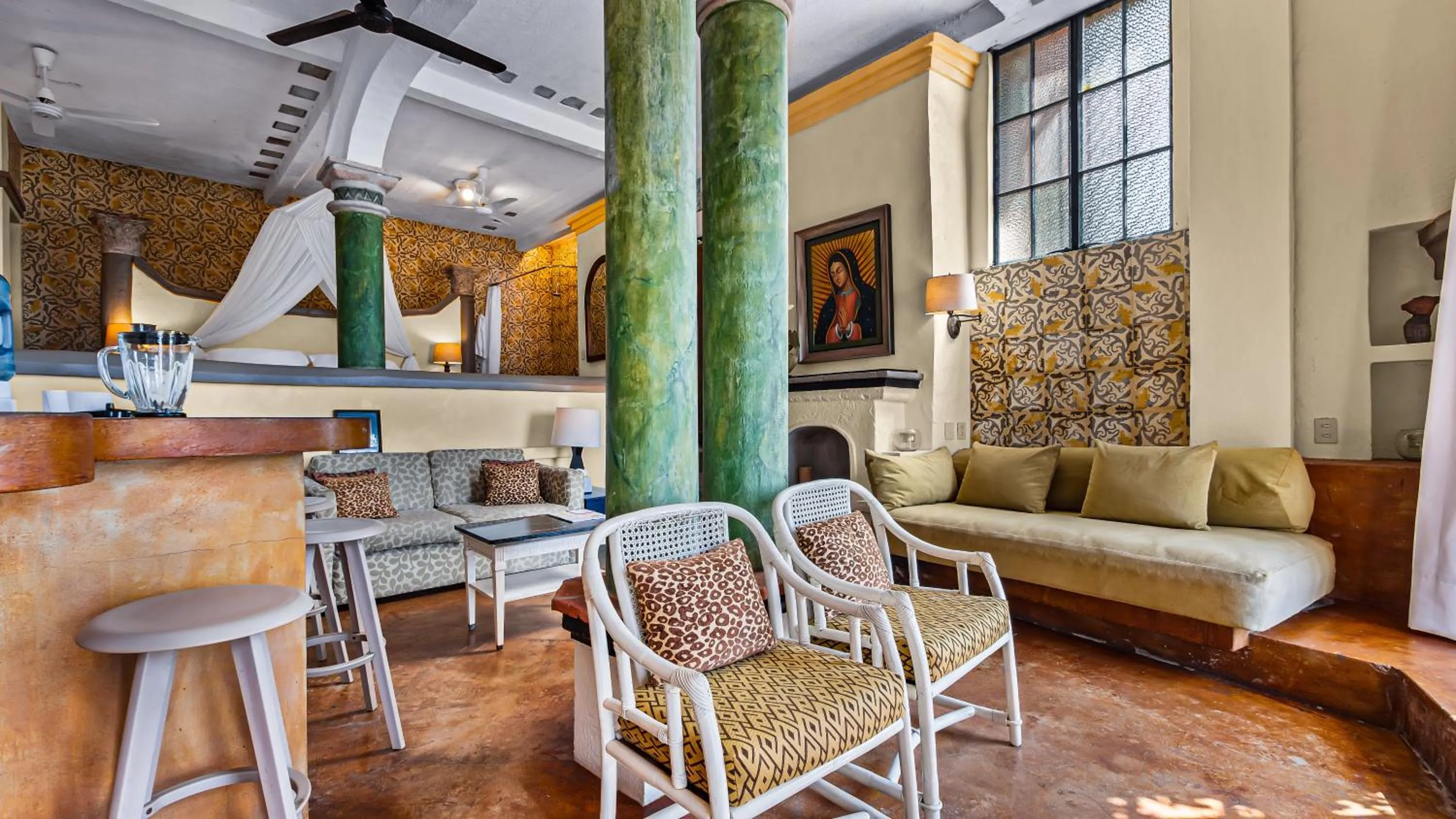 Living room in Quinta Maria Cortez Beach Hotel