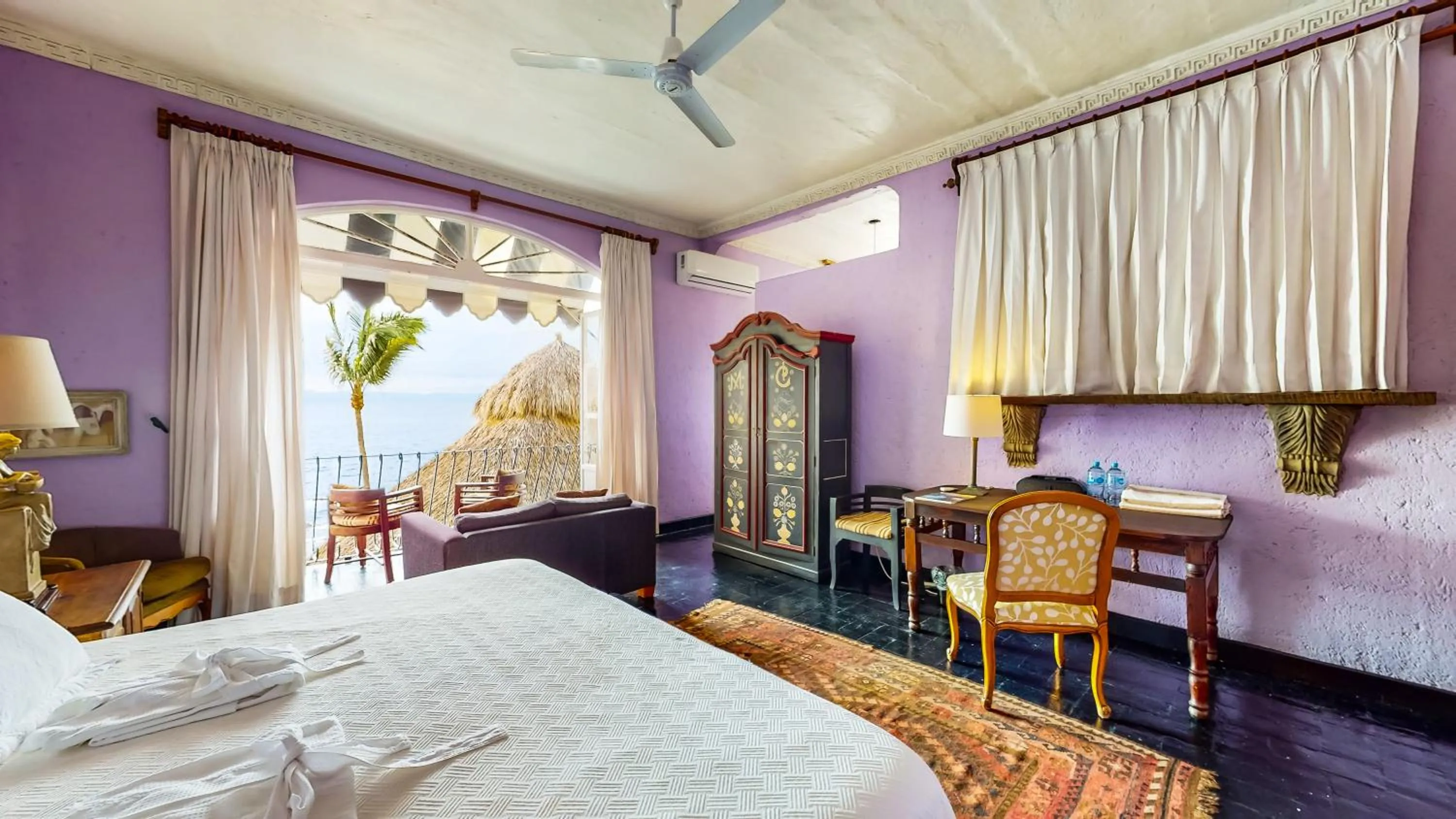 Bedroom, Bed in Quinta Maria Cortez Beach Hotel