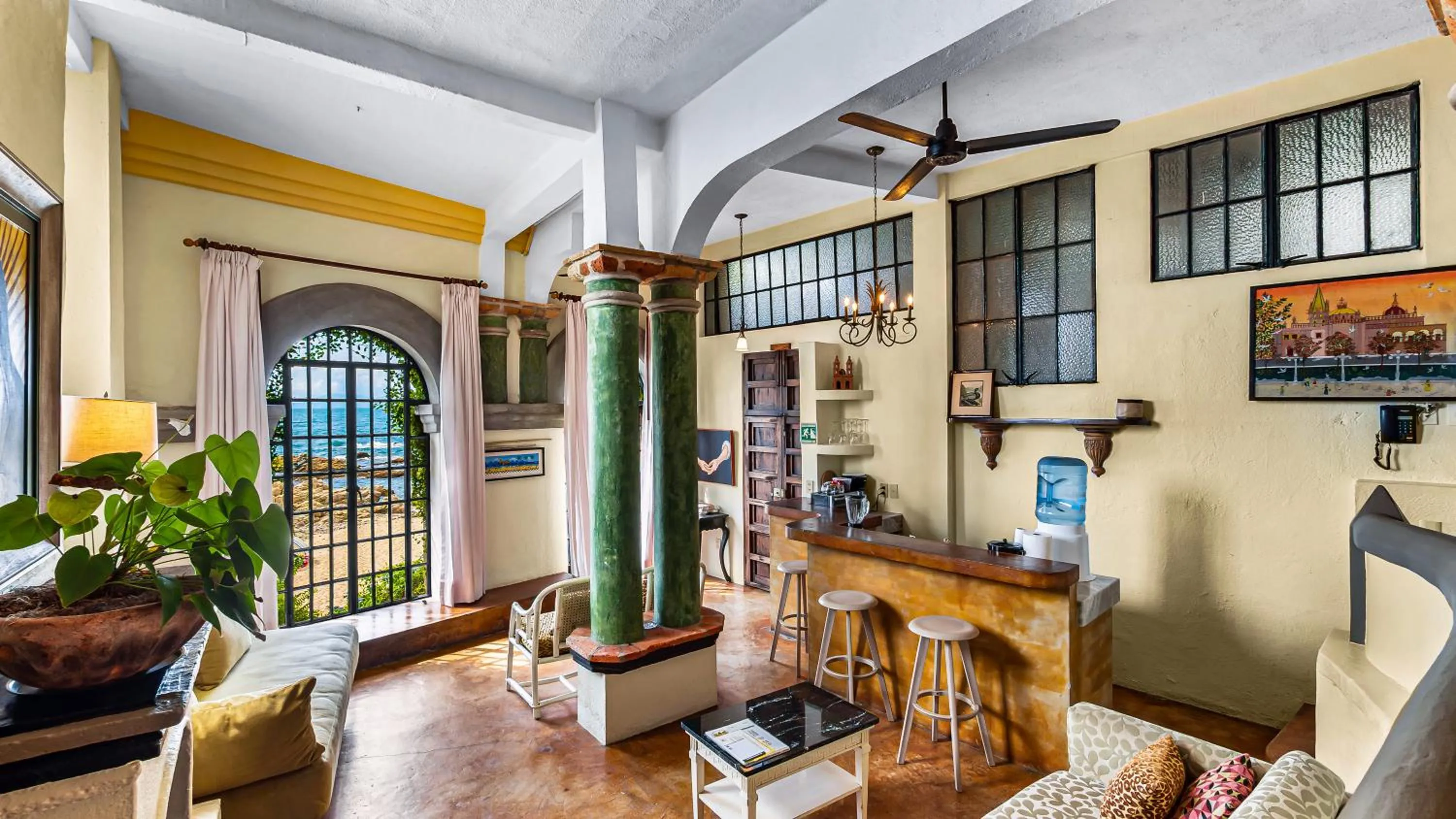 Living room in Quinta Maria Cortez Beach Hotel