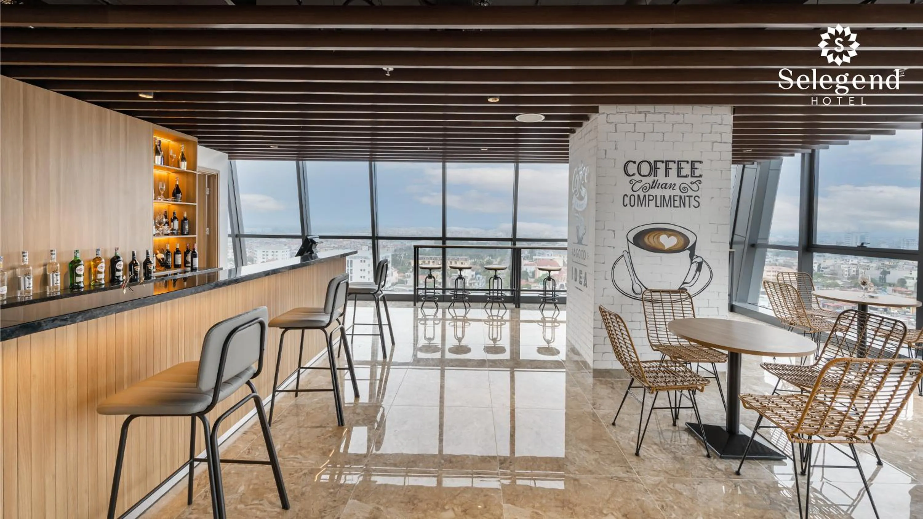 Lounge or bar in Selegend Hotel Thái Bình