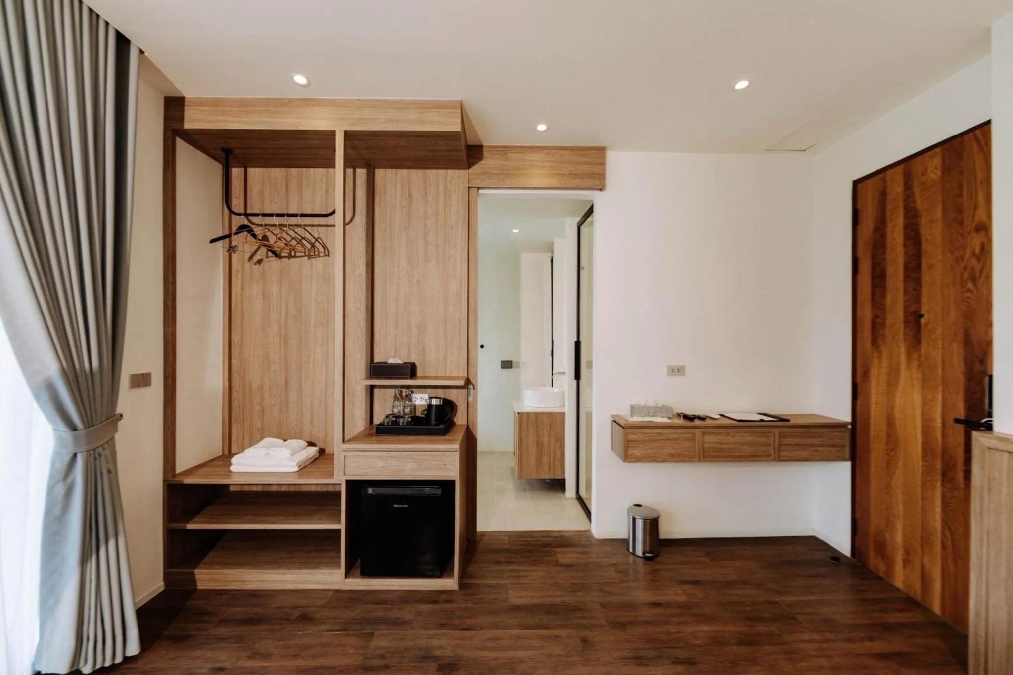 Shanti-Retreat Hotel