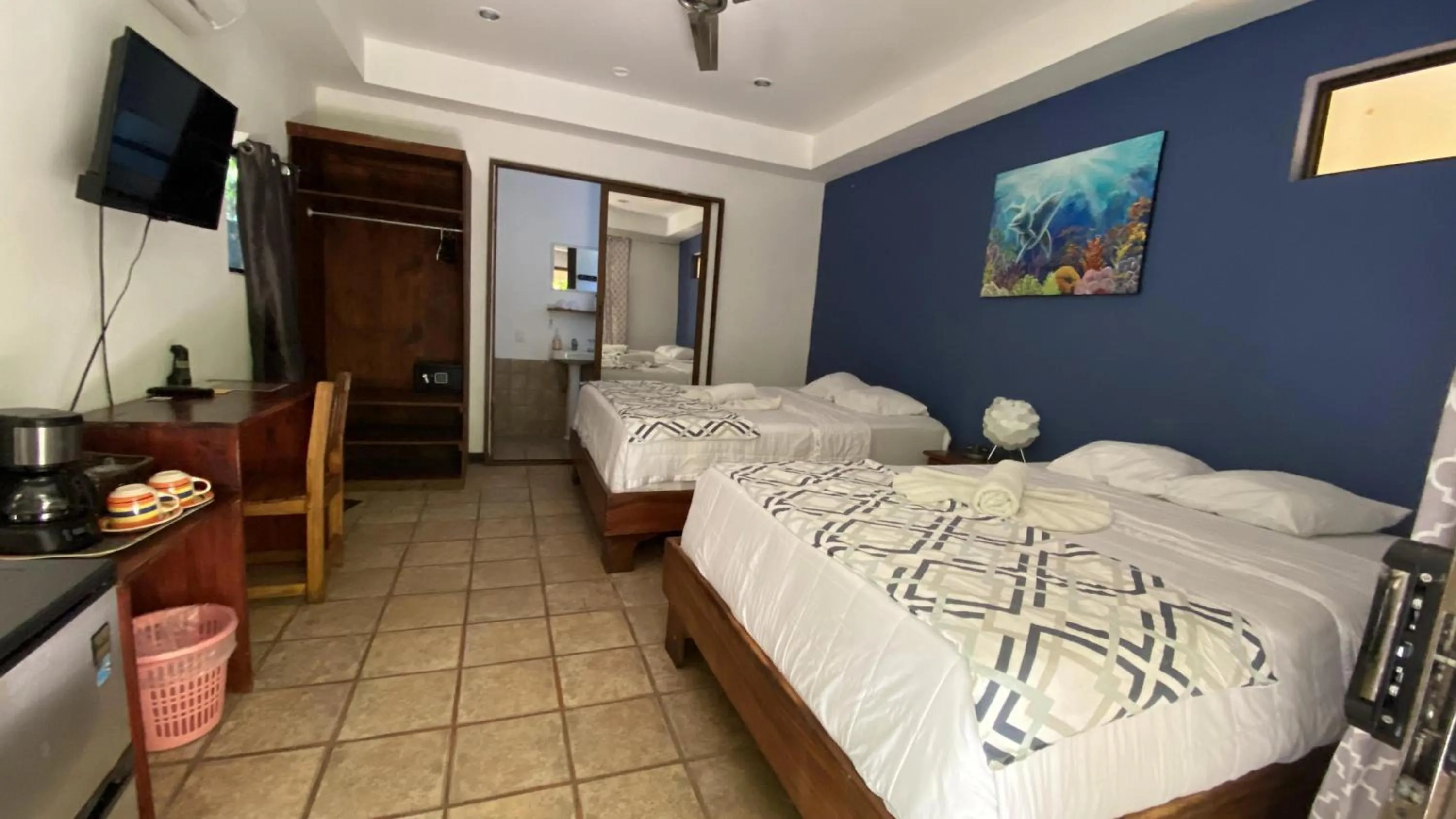 Bed in La Posada Jungle Hotel