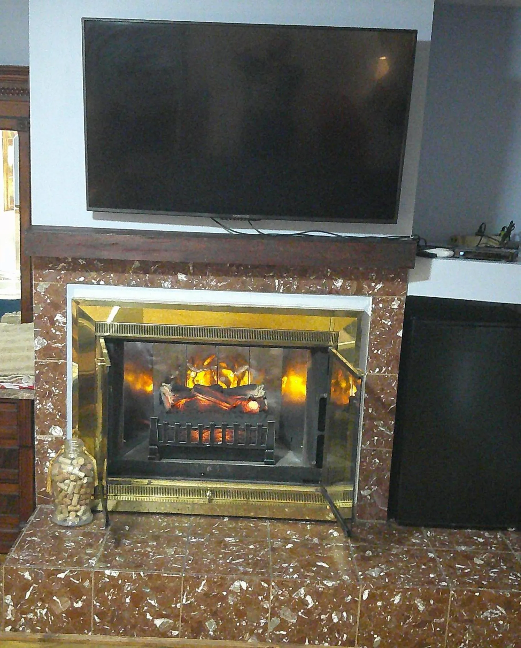 Bedroom in Lil Black Bear Inn