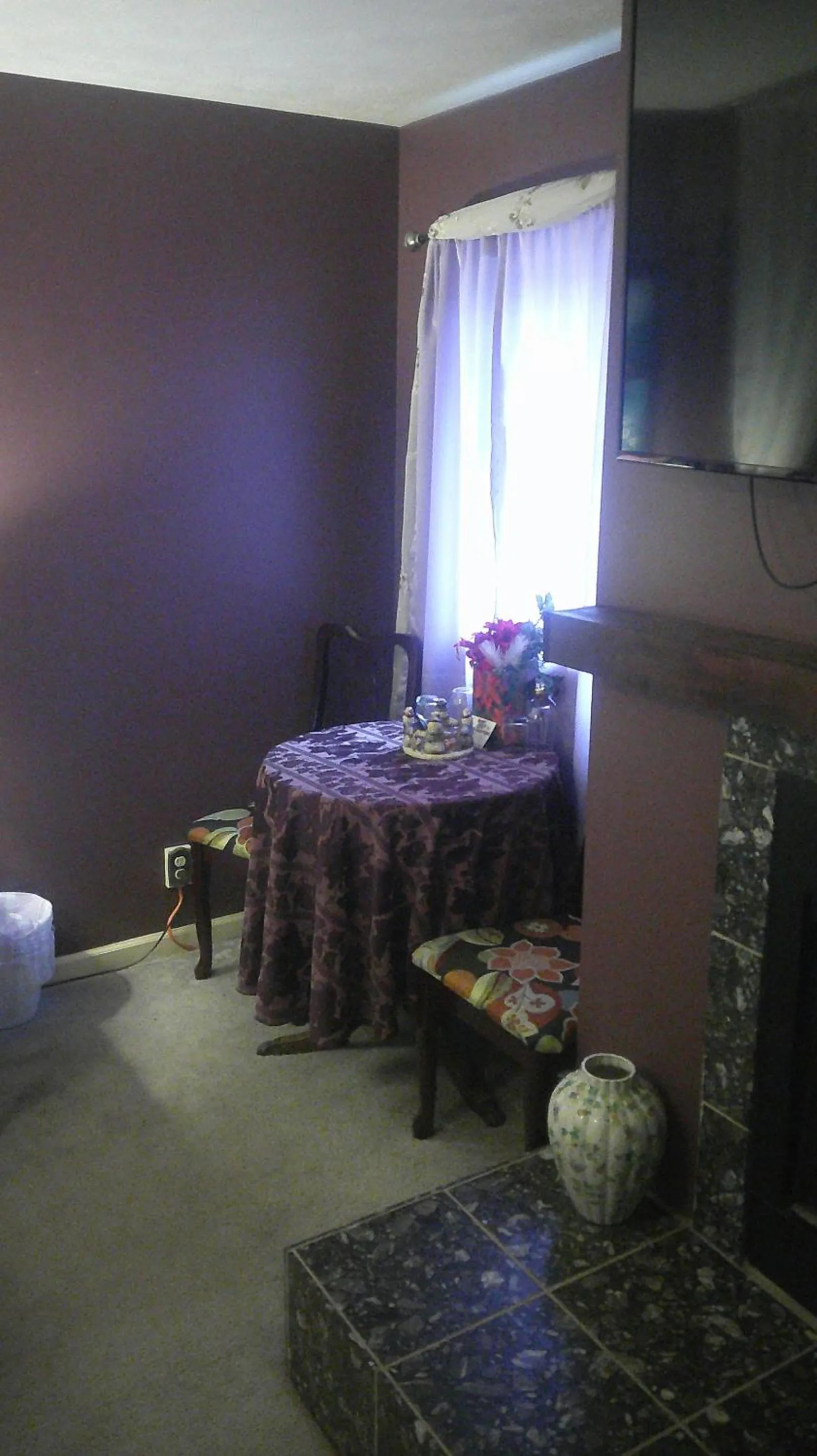 Bedroom in Lil Black Bear Inn