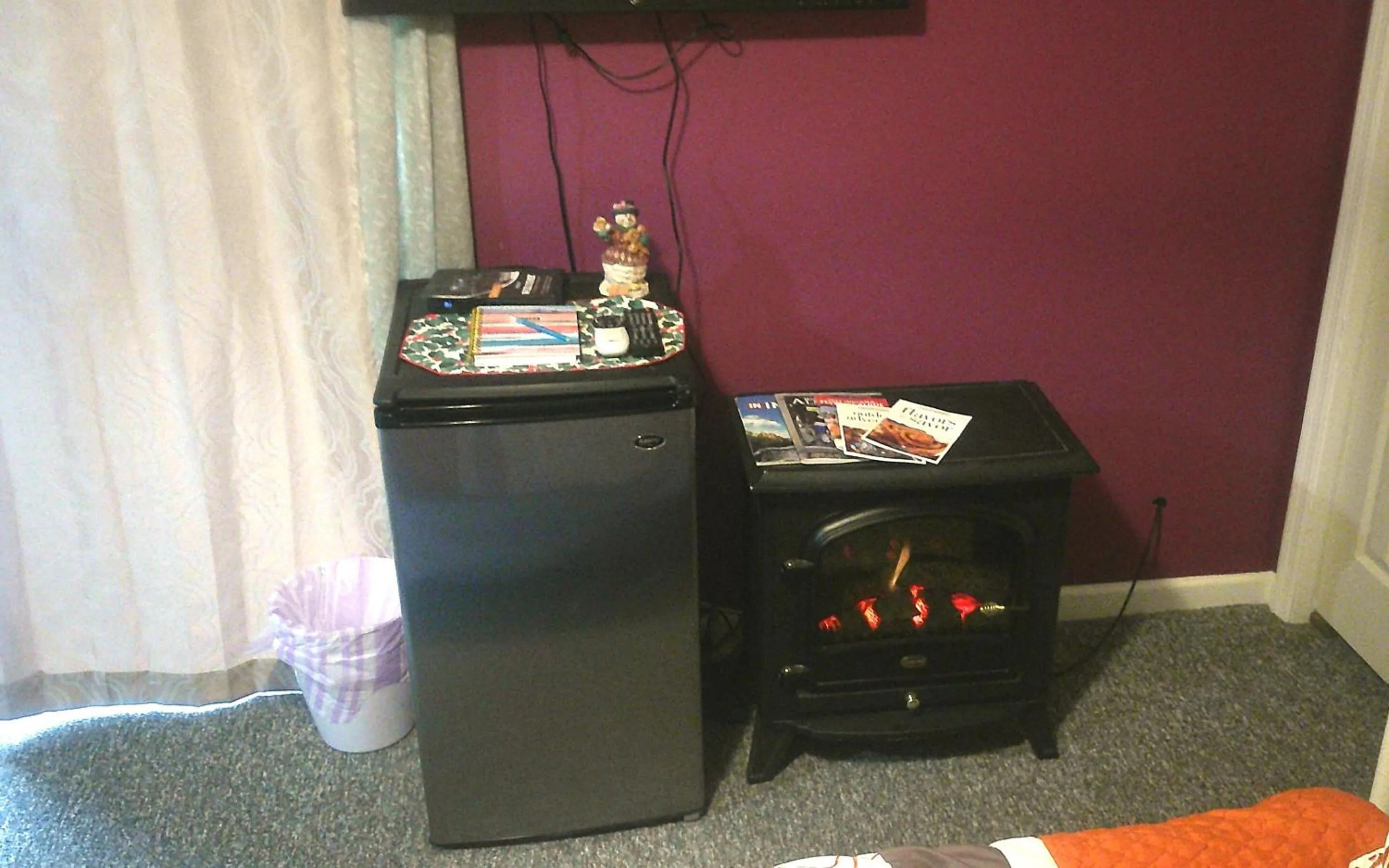 Bedroom in Lil Black Bear Inn