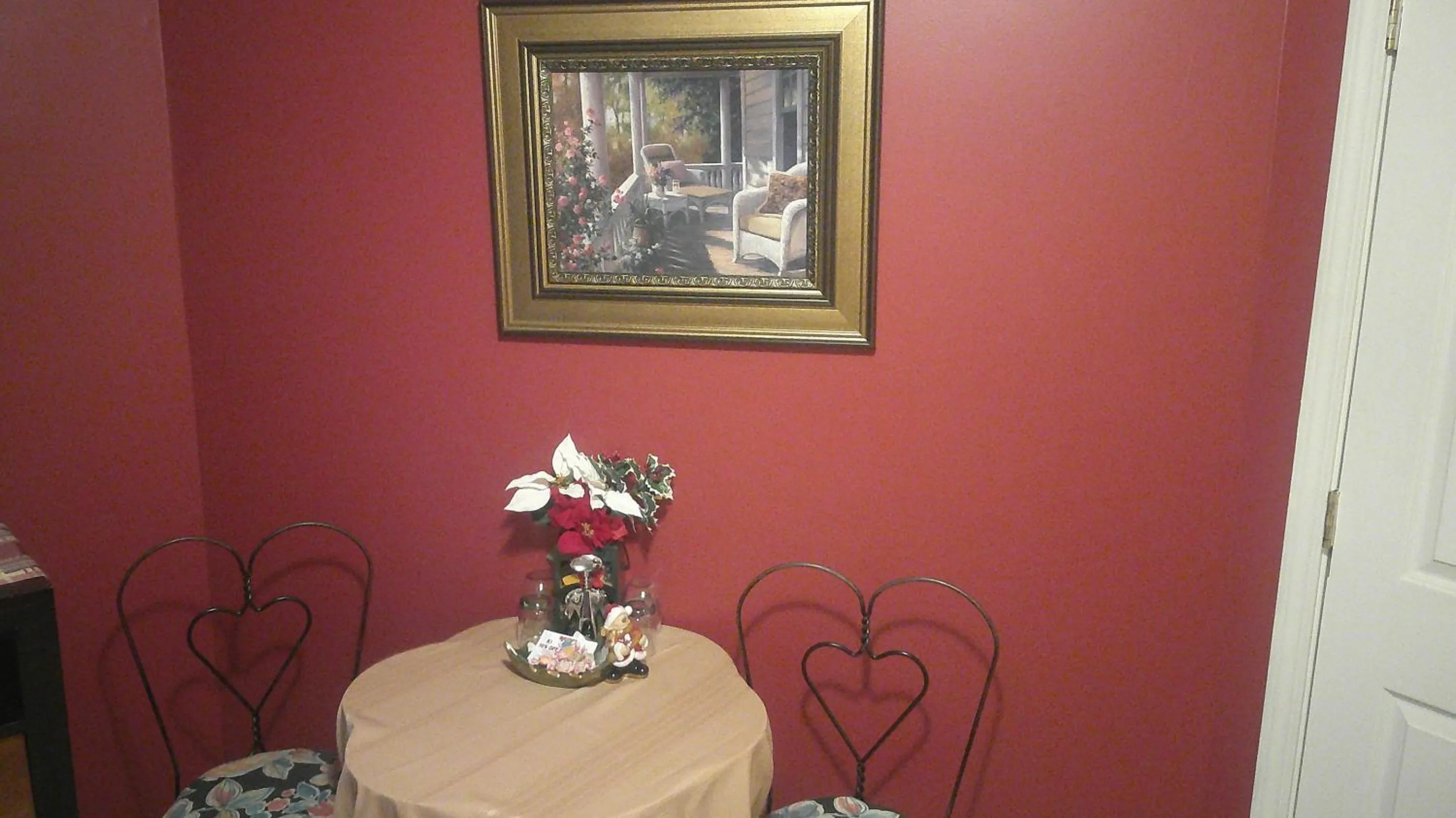 Bedroom in Lil Black Bear Inn