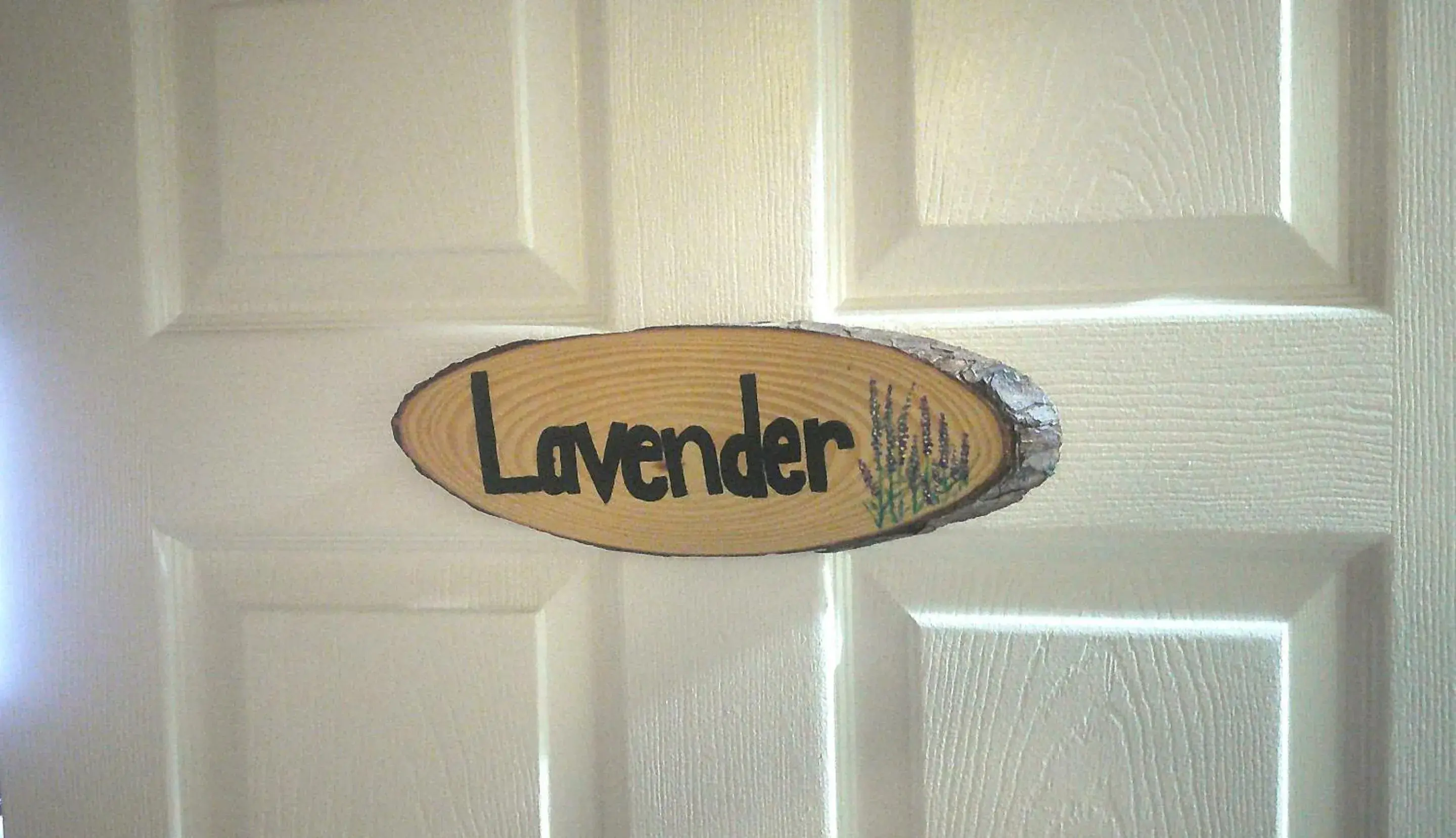 Standard Triple Room in Lil Black Bear Inn Standard Triple Room in Lil Black Bear Inn