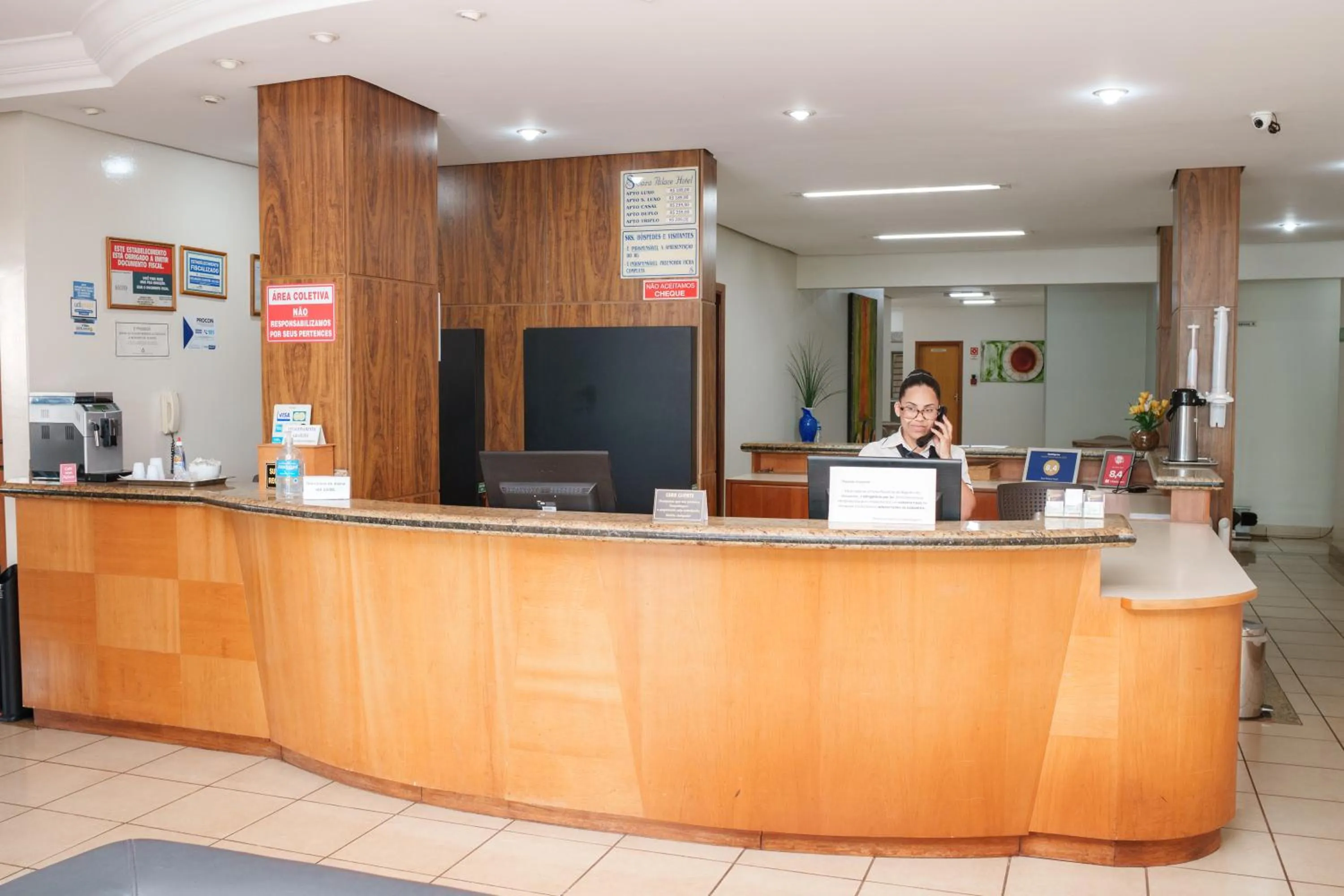 Lobby or reception in Sara Palace Hotel