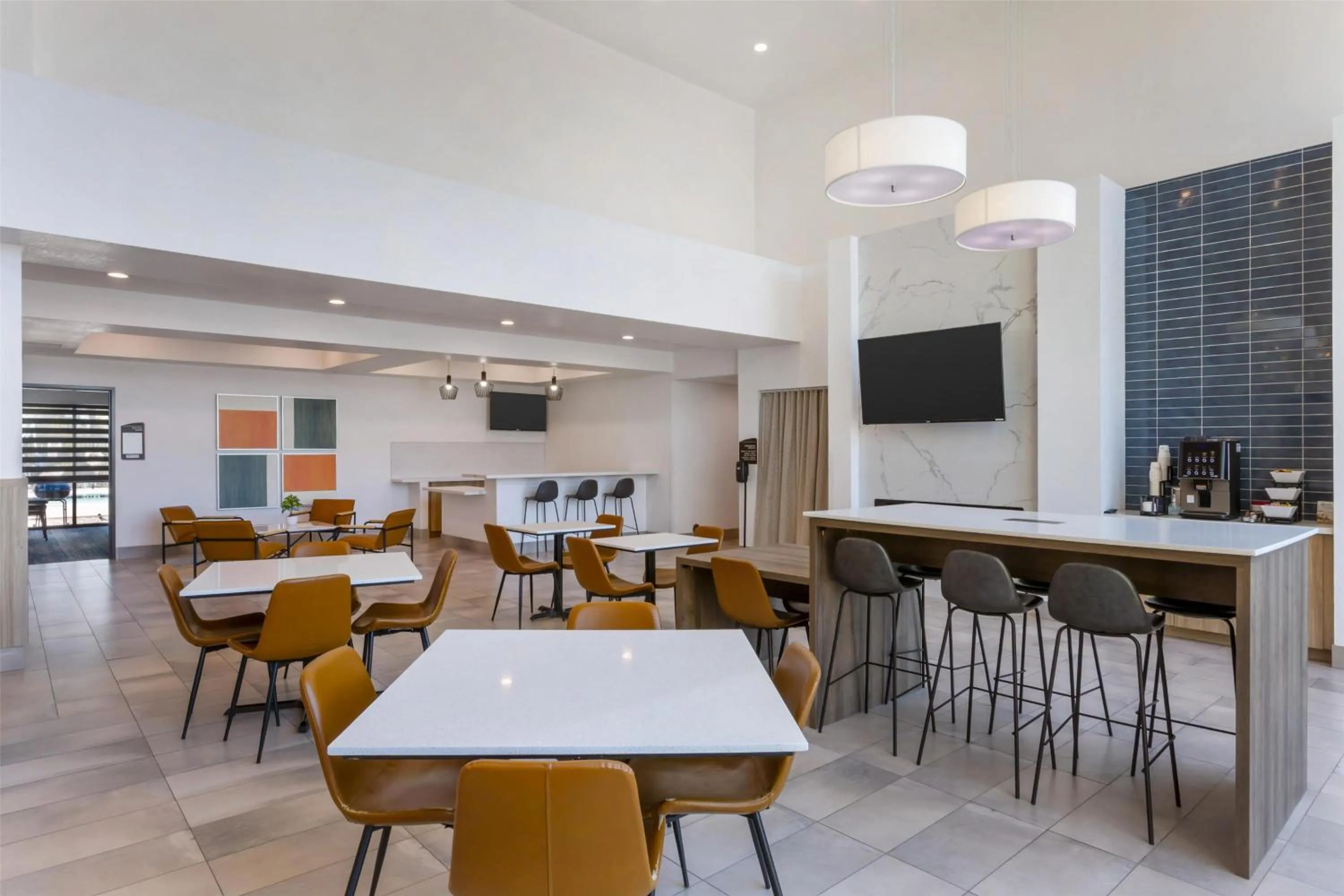 Breakfast in Best Western Plus Casa Grande Inn & Suites