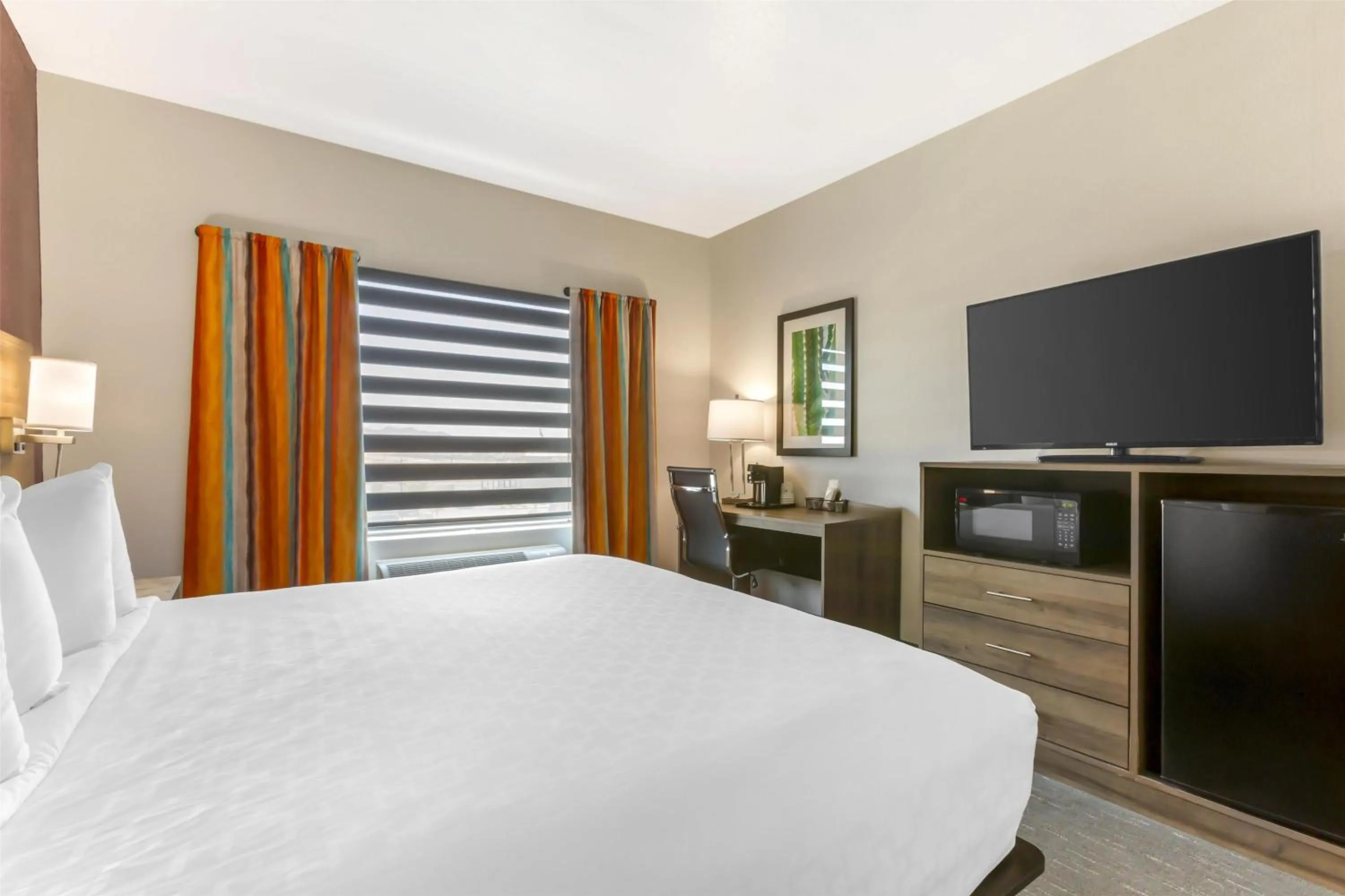 Photo of the whole room, Bed in Best Western Plus Casa Grande Inn & Suites