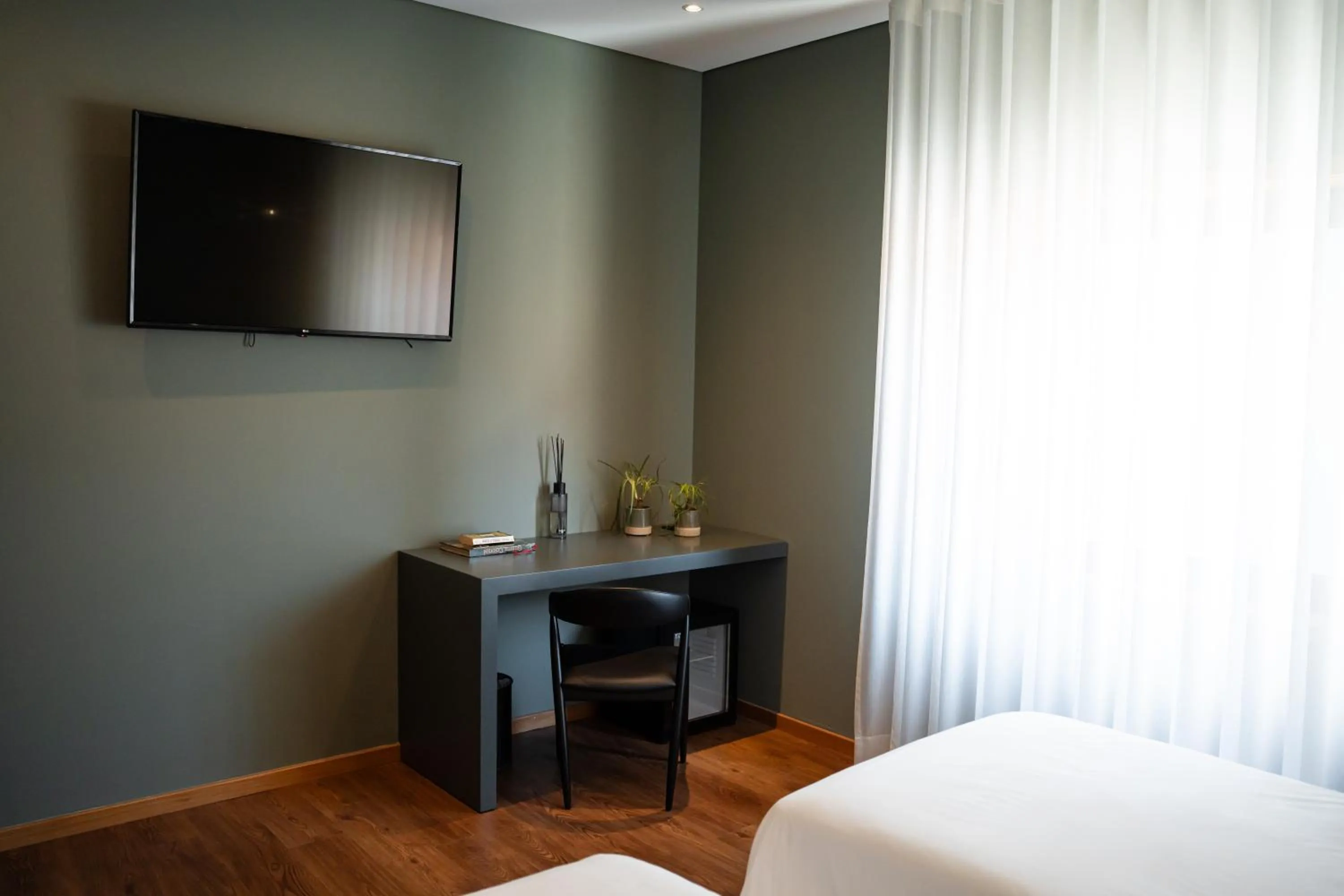 TV and multimedia, Bed in Santo Thyrso Hotel