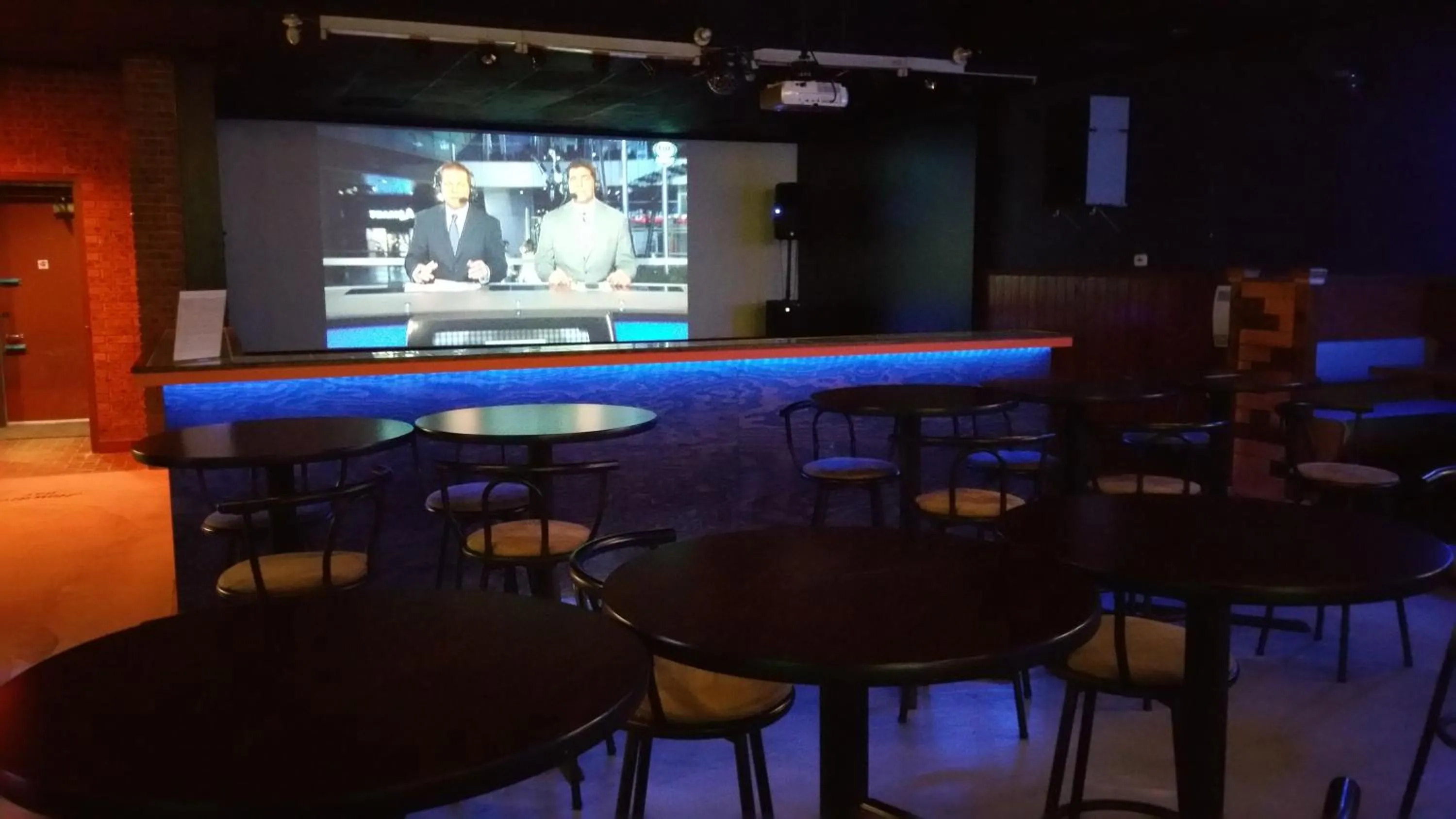 Lounge or bar, Lounge/Bar in Howard Johnson by Wyndham Melville