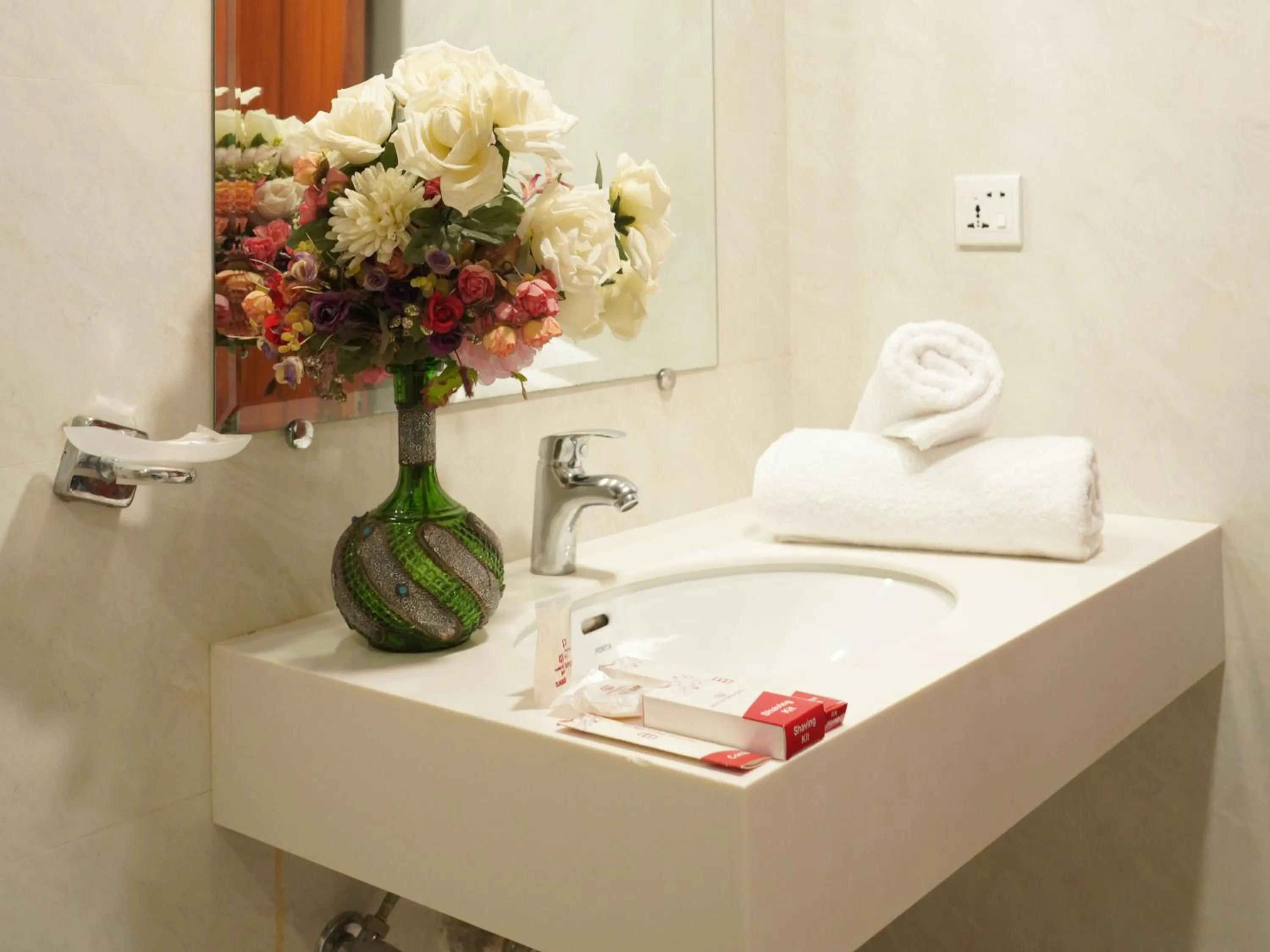 Bathroom in Hotel de Papae