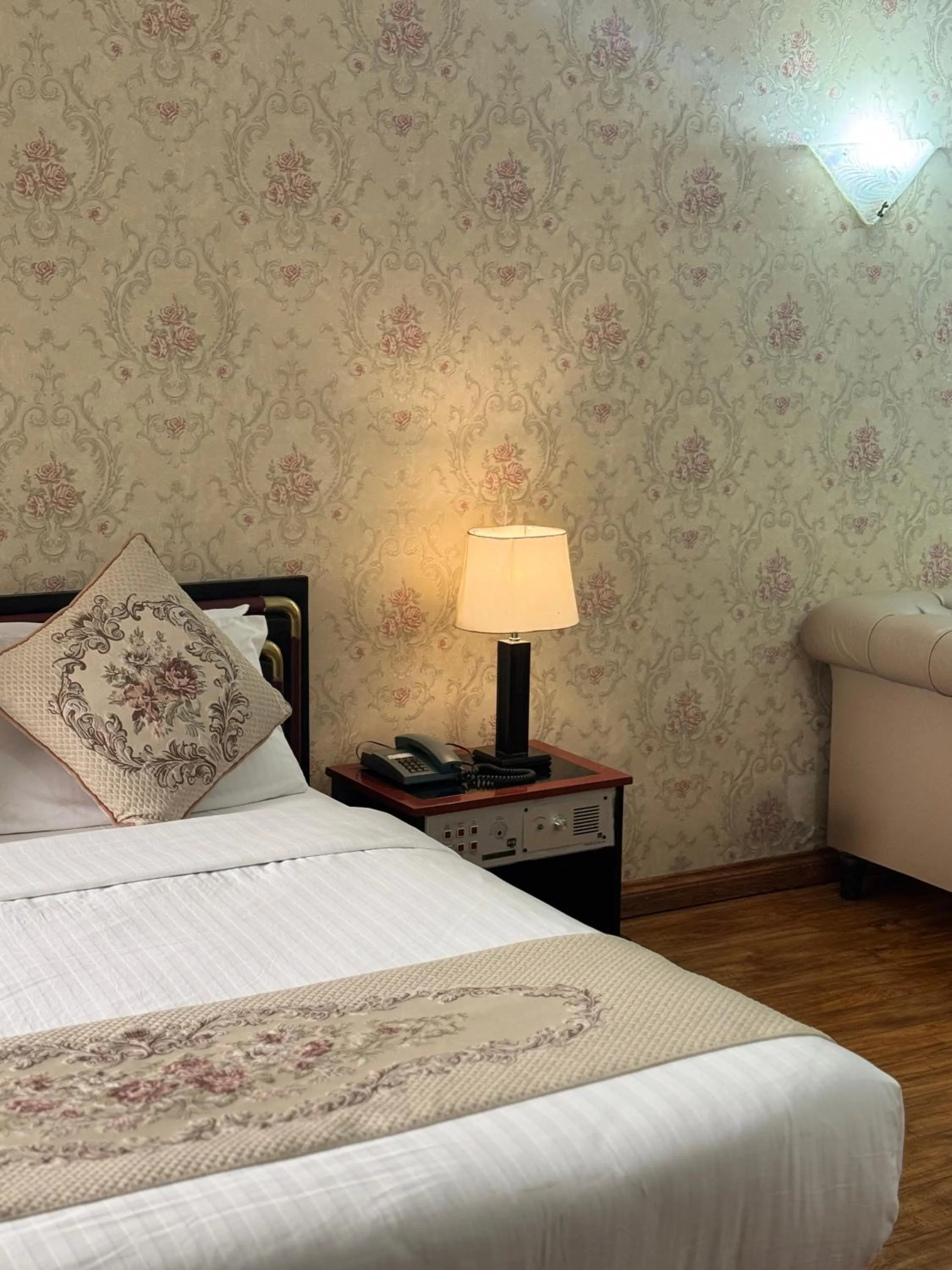 Bedroom, Bed in Hotel de Papae