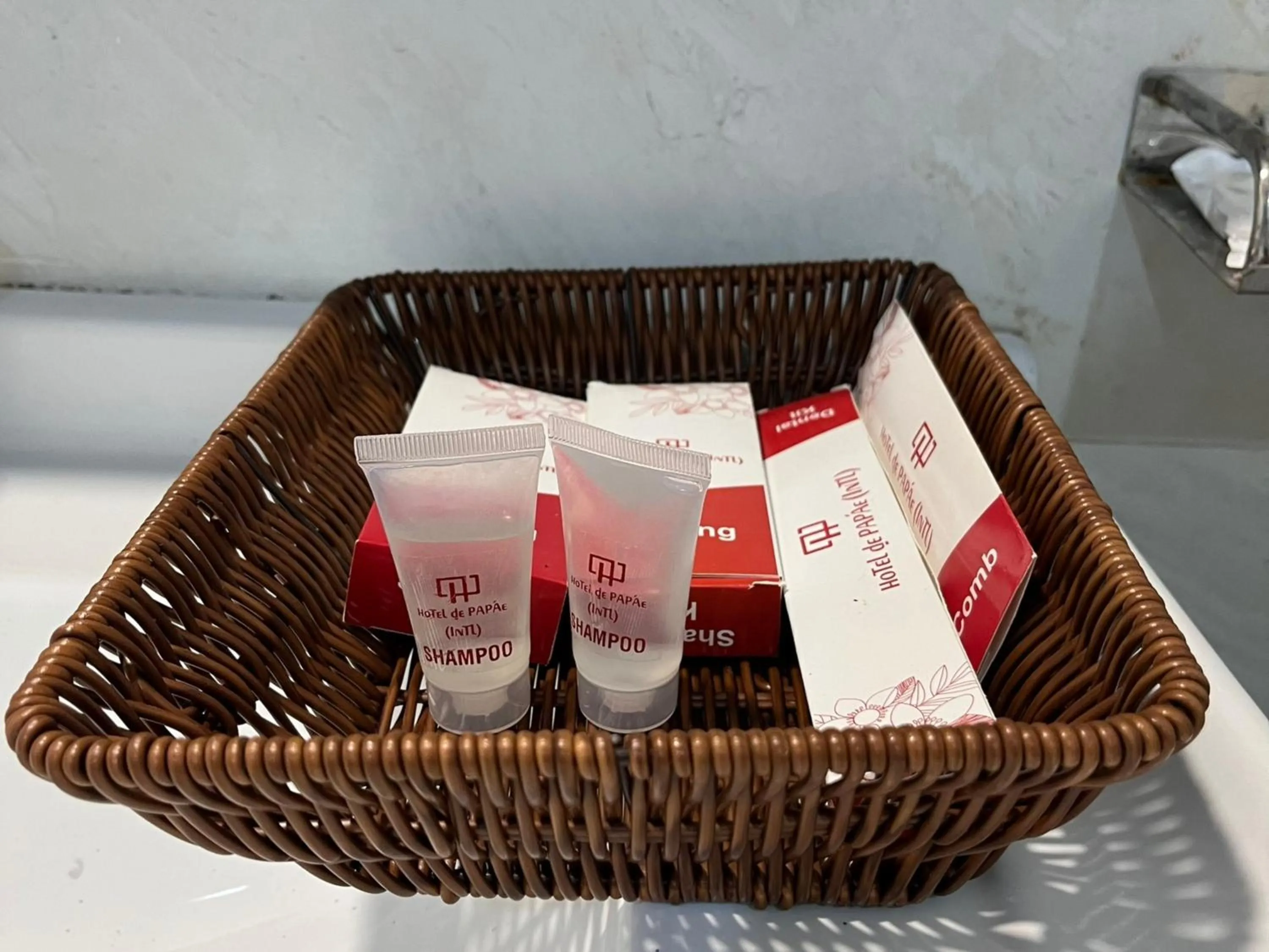 Bathroom in Hotel de Papae