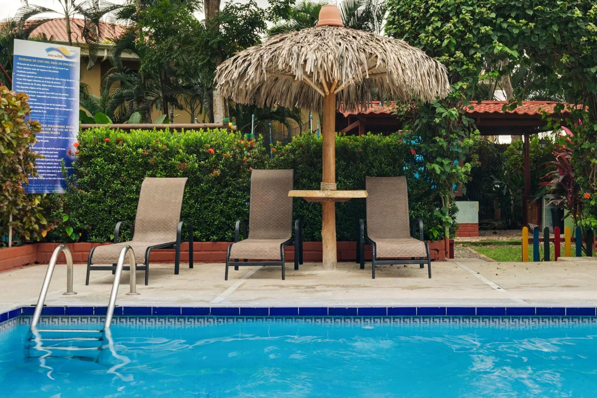 Swimming pool in Hotel Mar de Luz