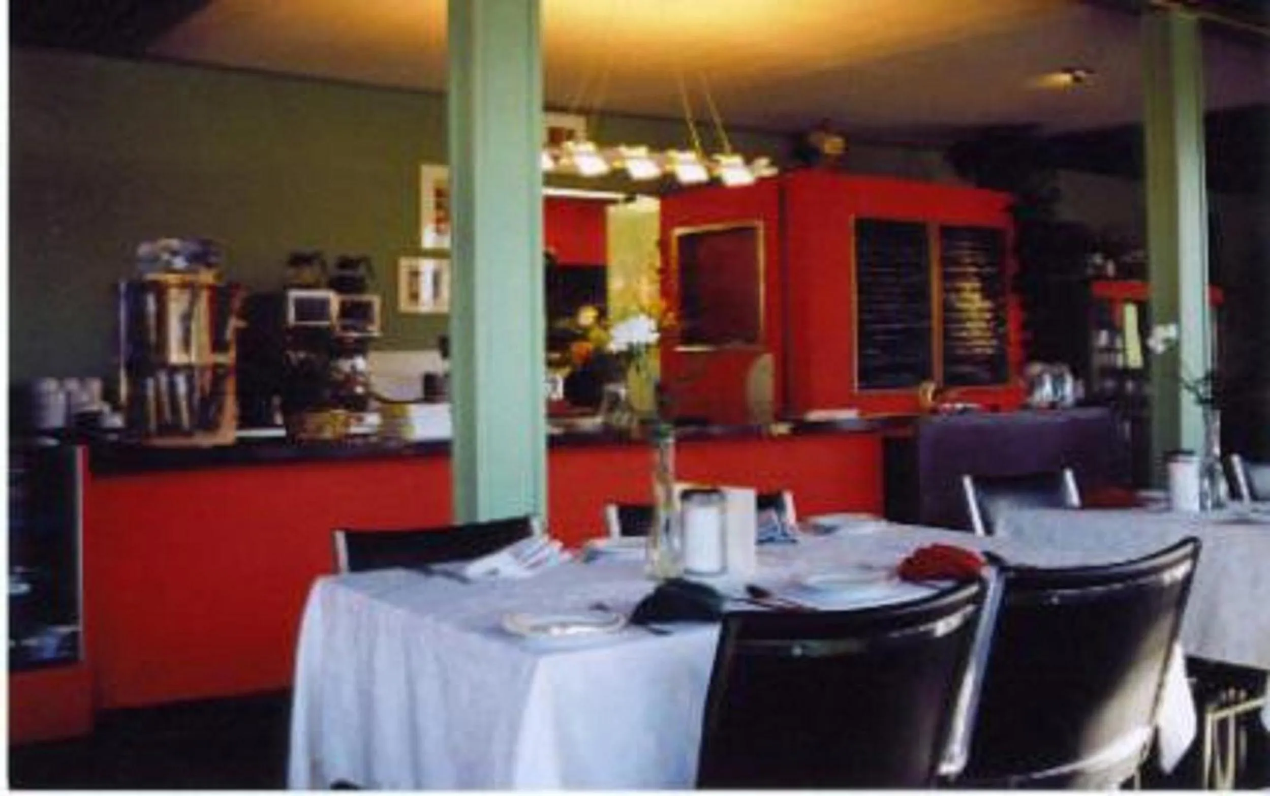 Dining area in Red Top Motor Inn