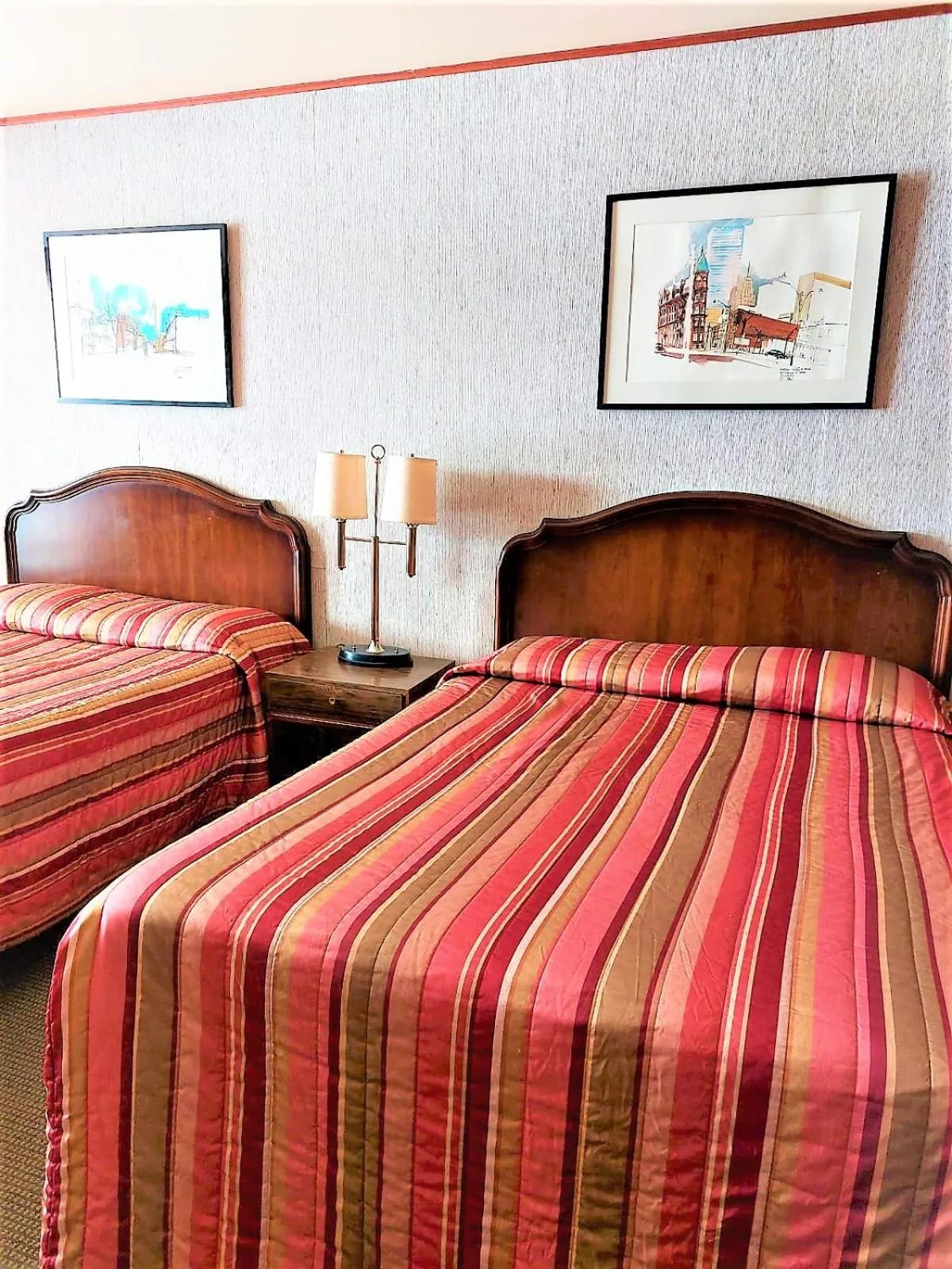 Bed in Red Top Motor Inn